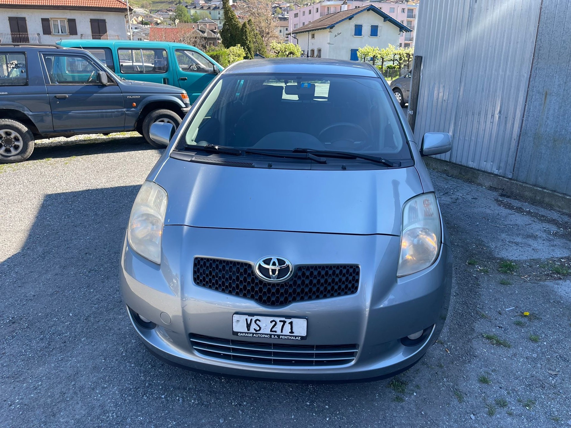 TOYOTA Yaris 1.3 Linea Luna-image-0