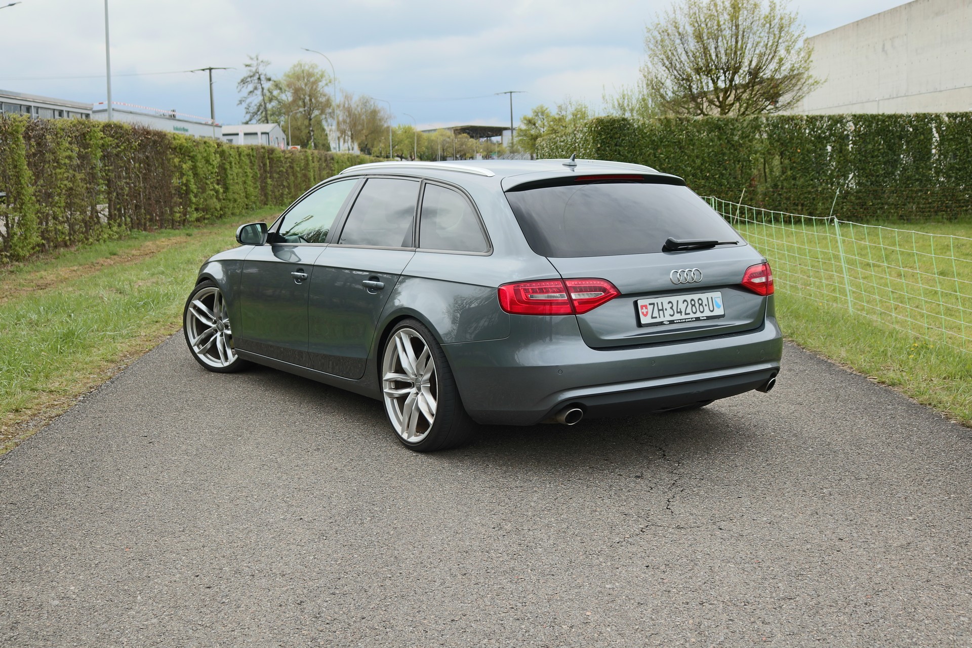 AUDI A4 Avant 3.0 TDI quattro S-tronic-image-3