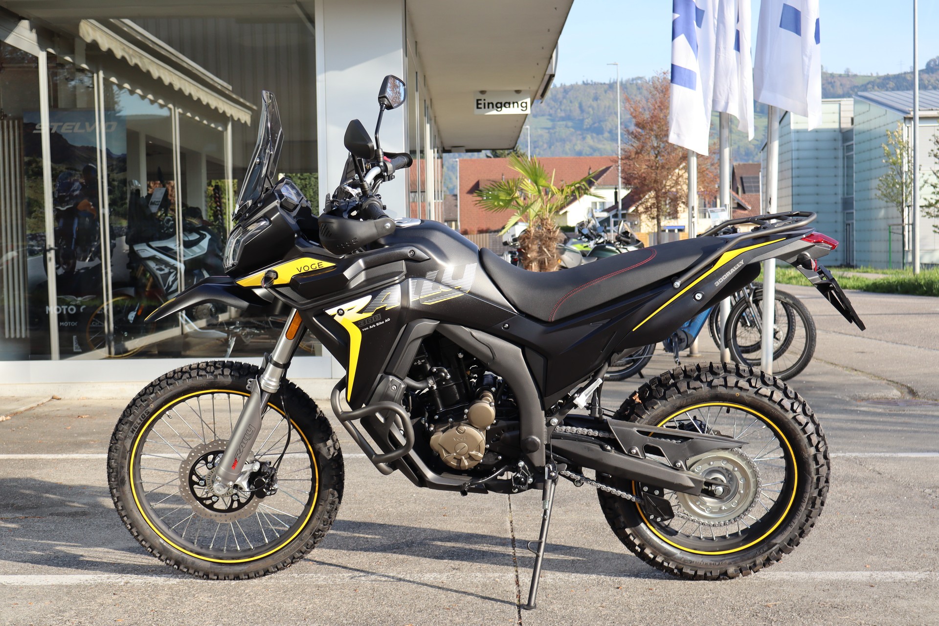 VOGE 300 Rally ABS-showroom-element-3
