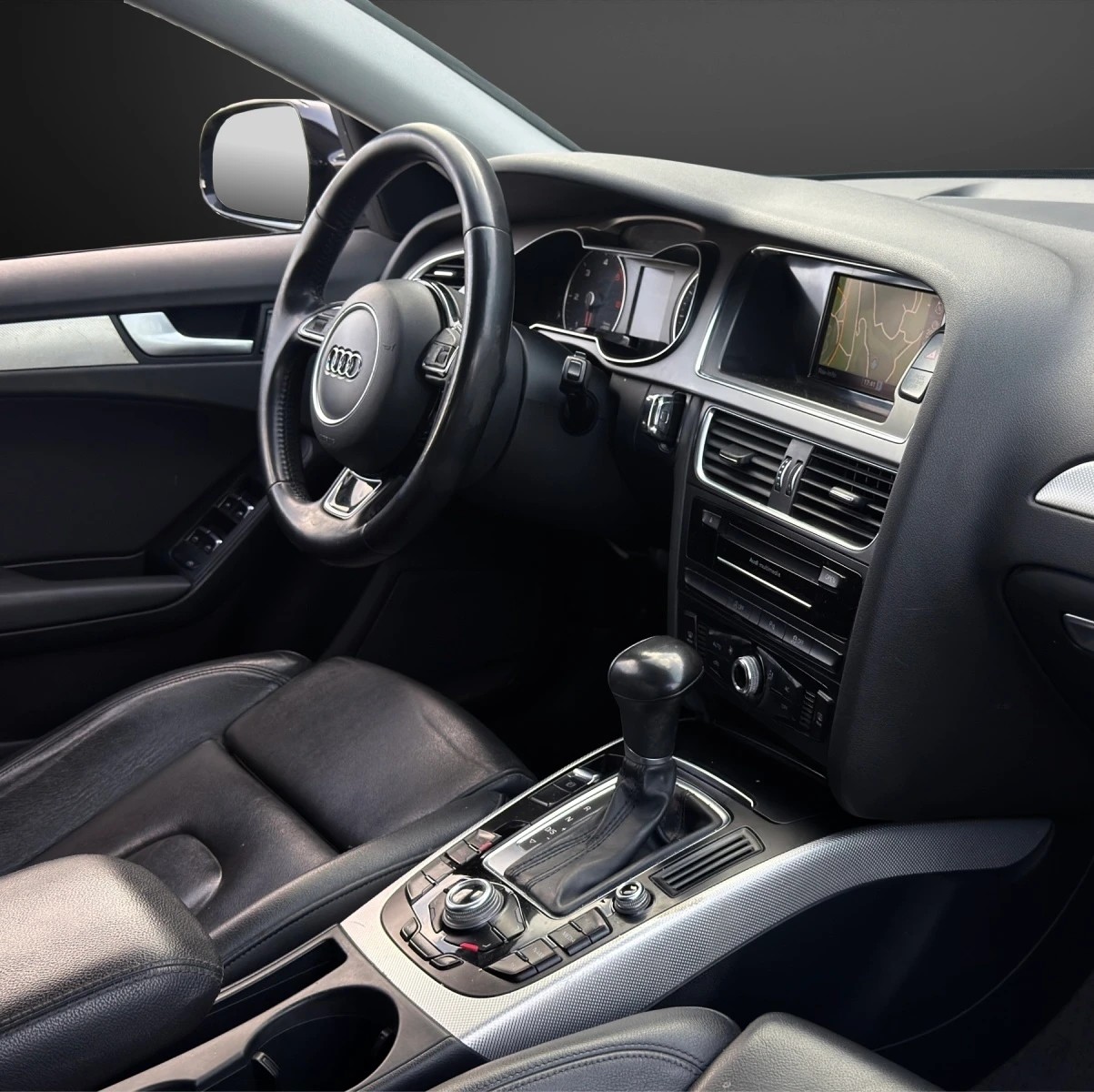 AUDI A4 Avant 2.0 TDI S-Line multitronic-image-9