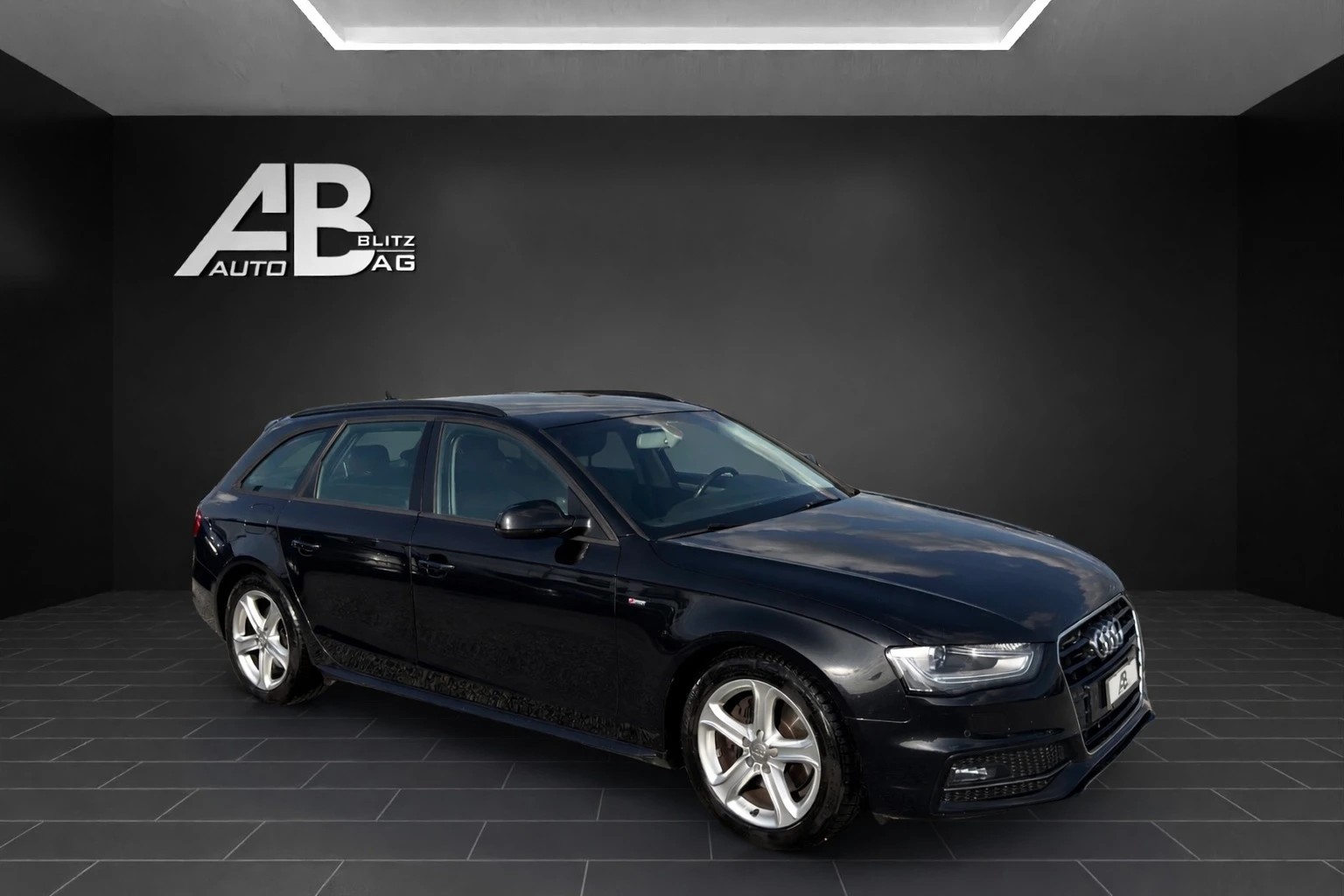 AUDI A4 Avant 2.0 TDI S-Line multitronic-image-5