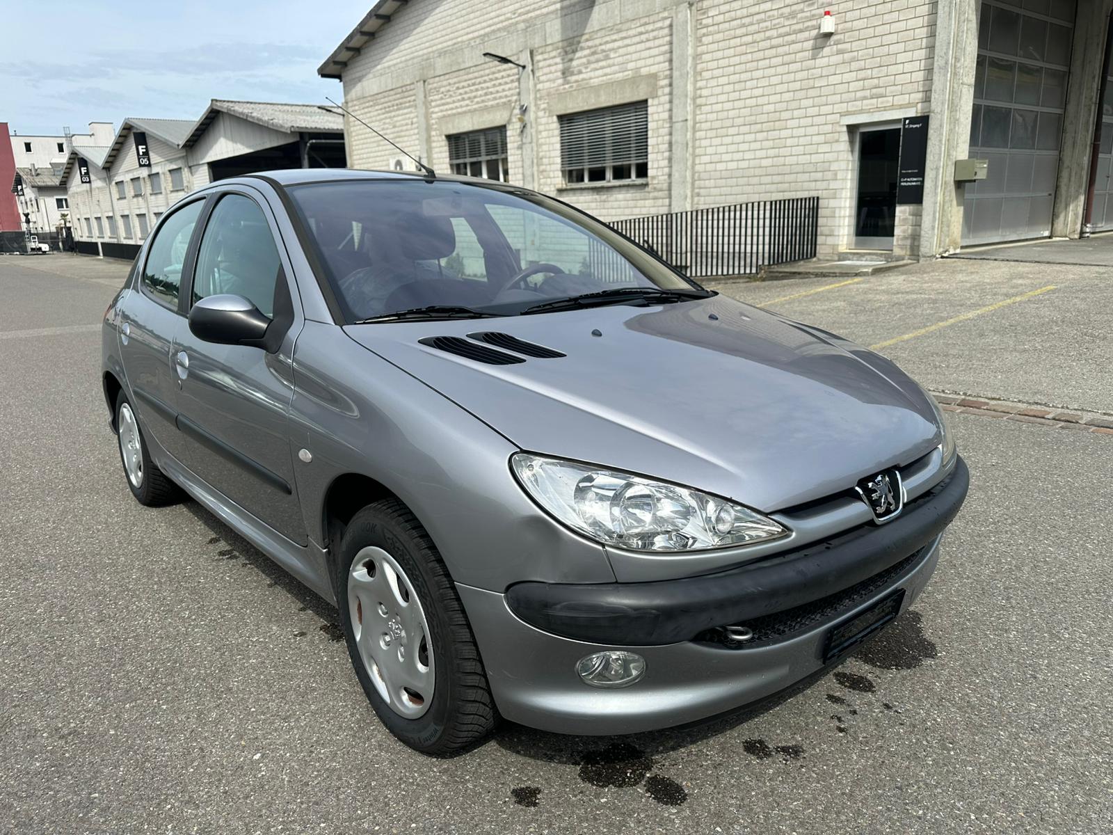 PEUGEOT 206 1.4 (XT) Premium-image-1