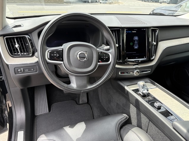 VOLVO XC60 2.0 T8 TE Inscription eAWD-image-6