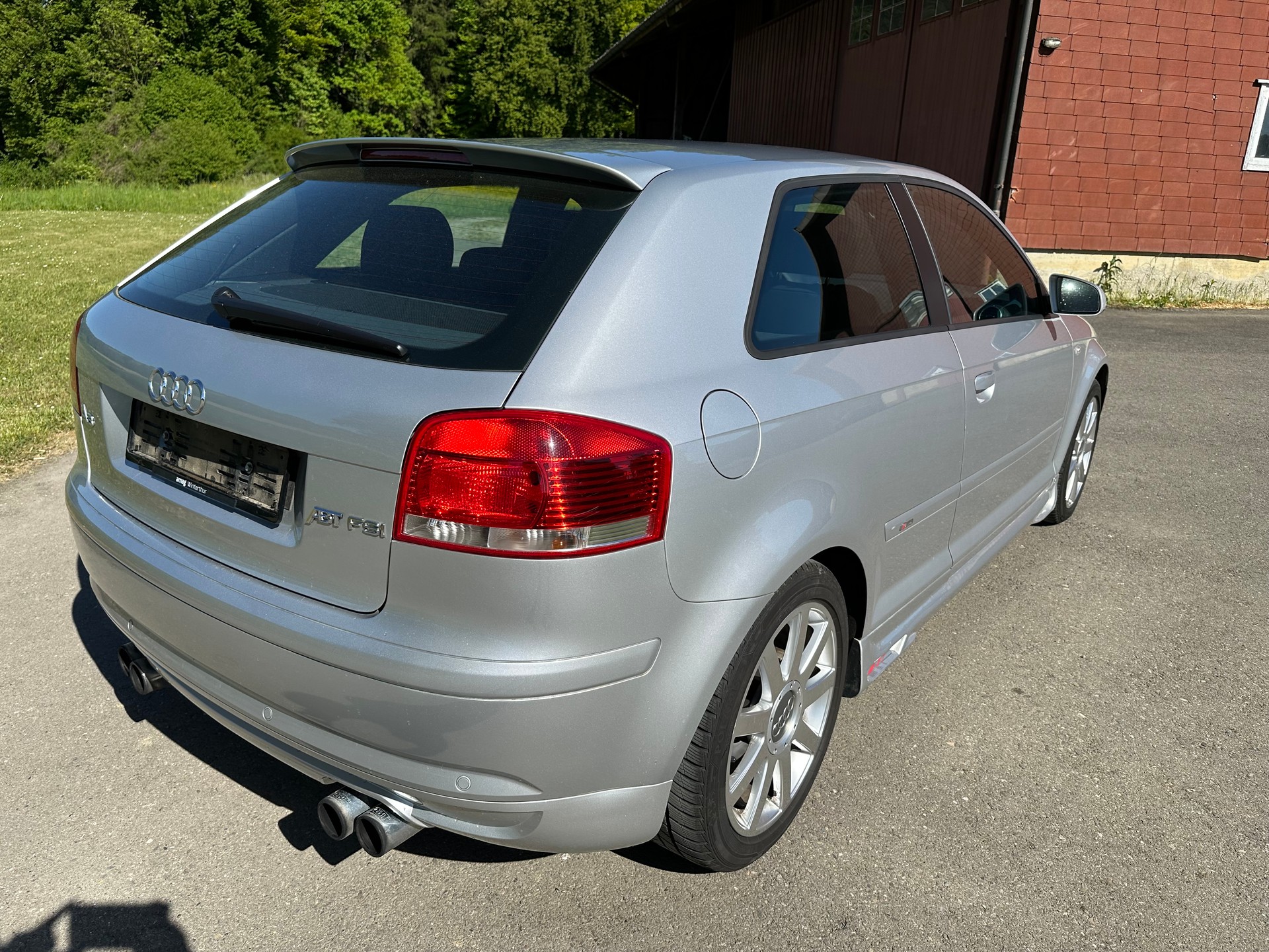 AUDI 2.0 16V FSI Attraction-image-3