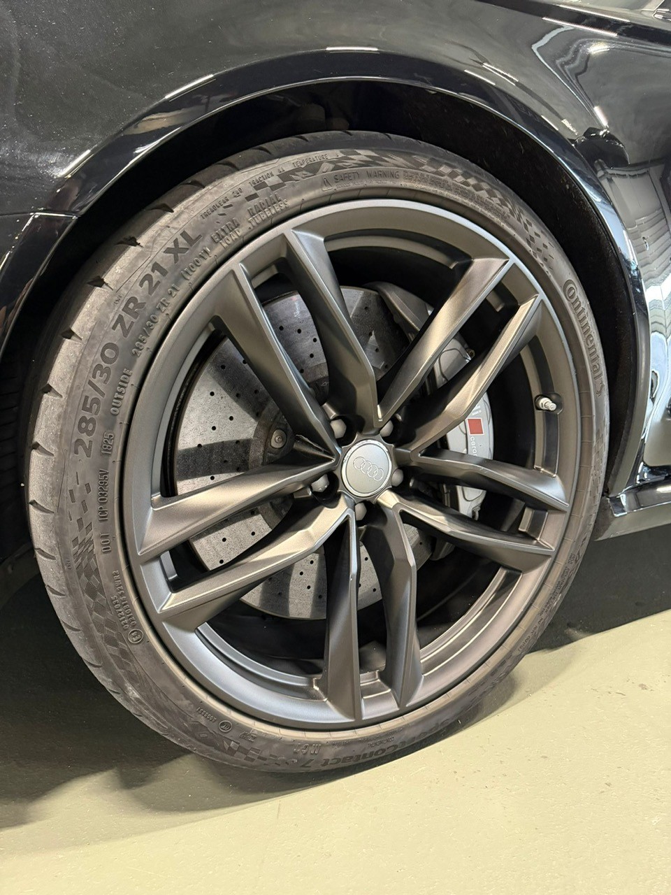 AUDI RS6 Avant 4.0 TFSI V8 performance *akra + ceram.*-image-12