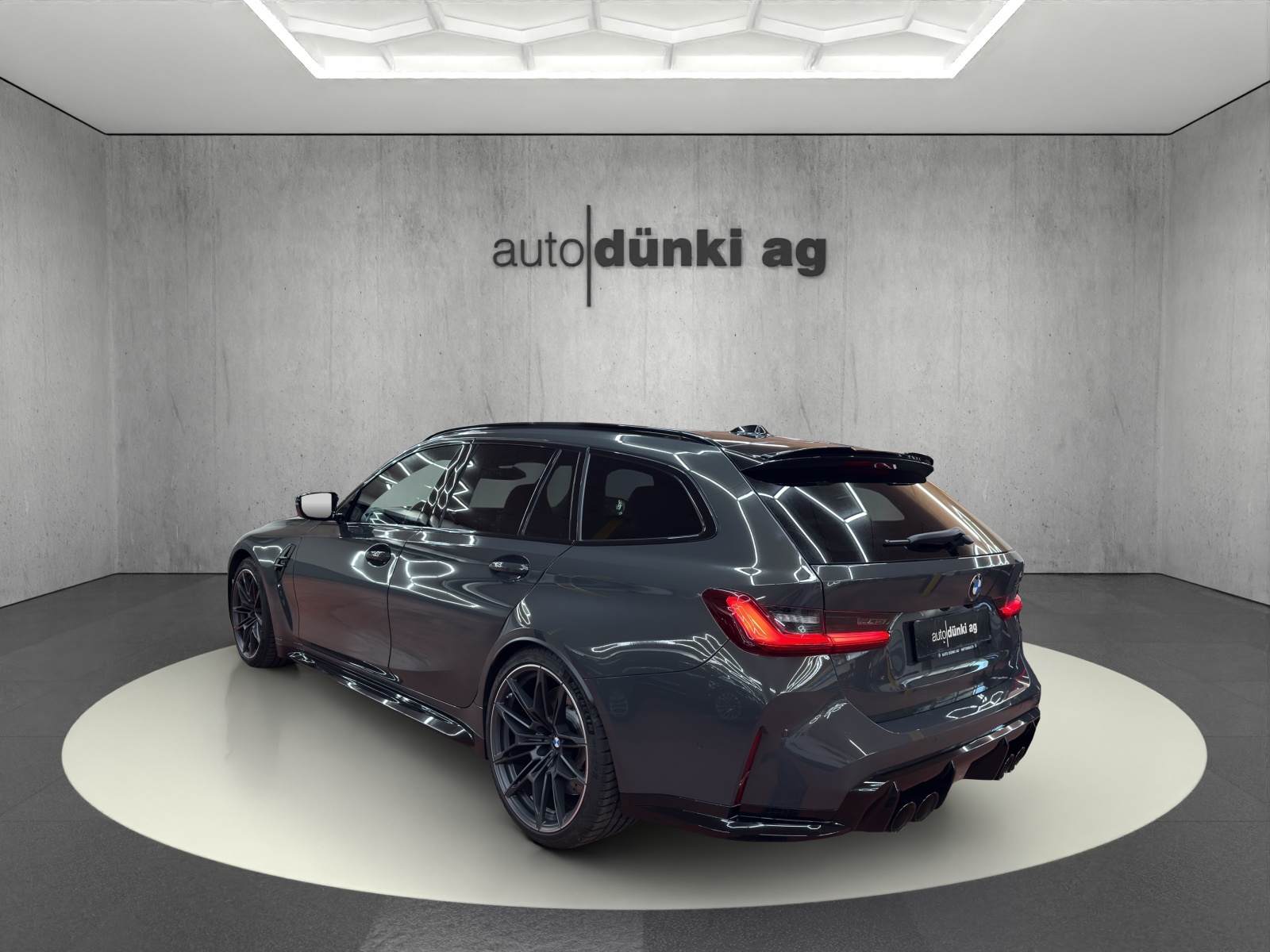 BMW M3 Touring xDrive Competition M-image-2
