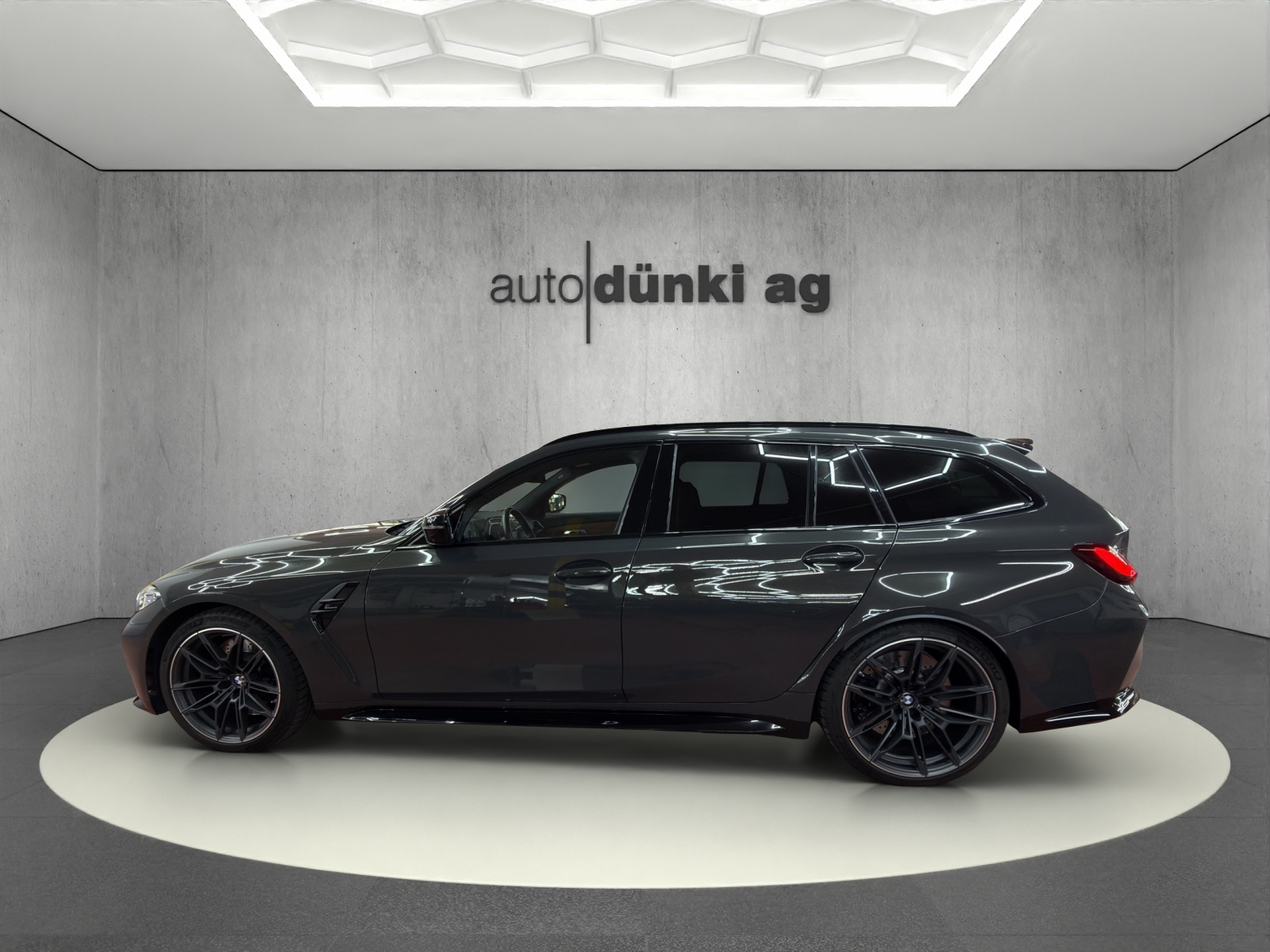 BMW M3 Touring xDrive Competition M-image-1
