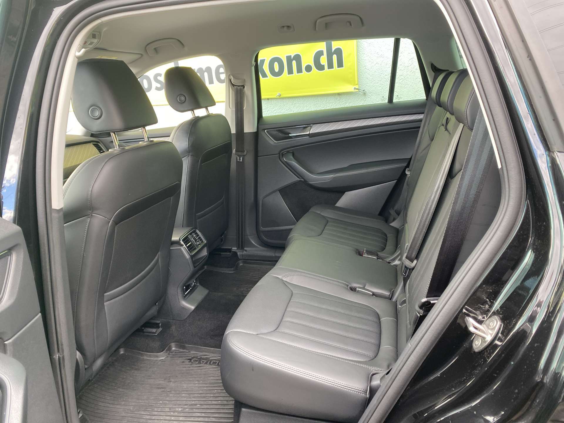 SKODA Kodiaq 2.0 TDi CR Style 4x4 200PS DSG-Automat-image-14
