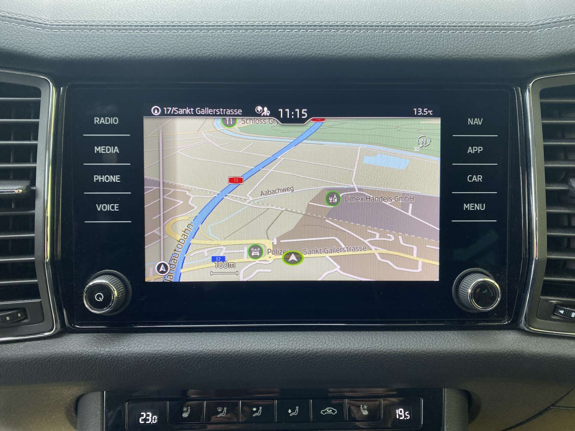 SKODA Kodiaq 2.0 TDi CR Style 4x4 200PS DSG-Automat-image-1