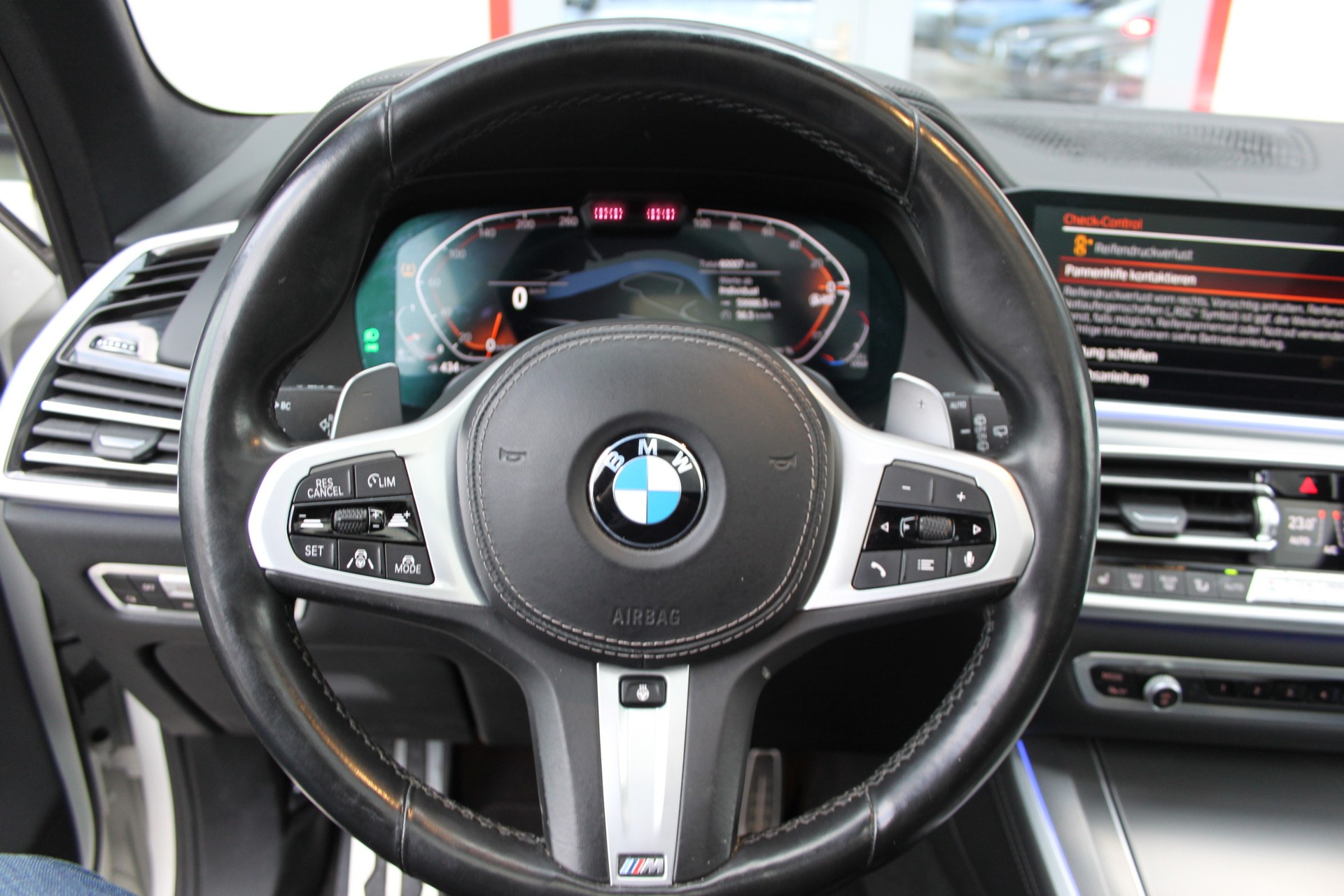 BMW X5 xDrive 40d M Sport-image-9