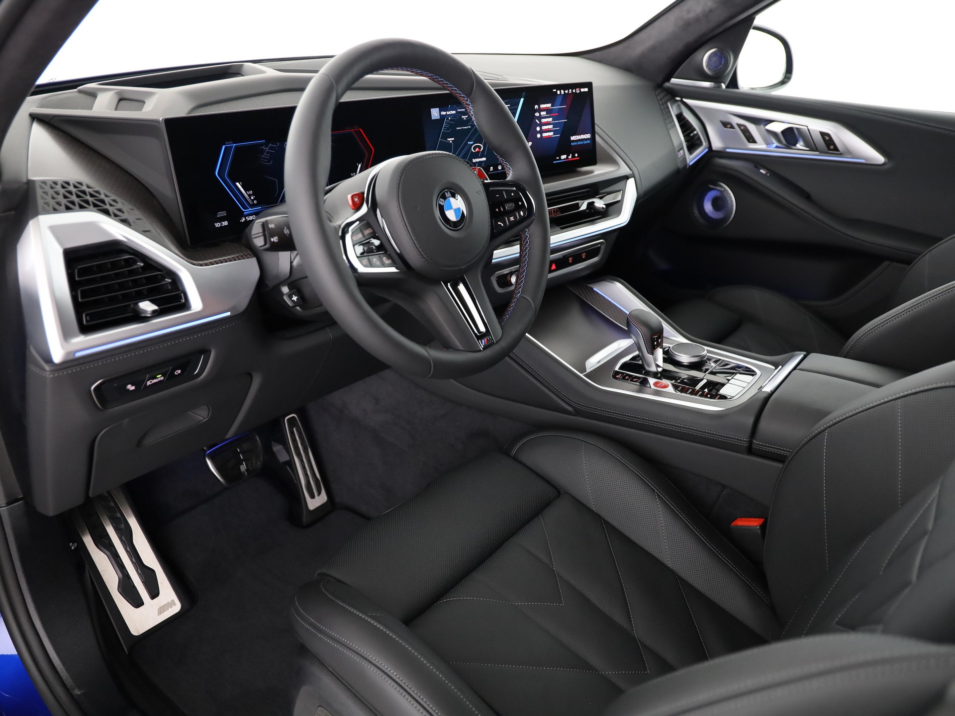 BMW XM Label Plug-in Hybrid-image-11