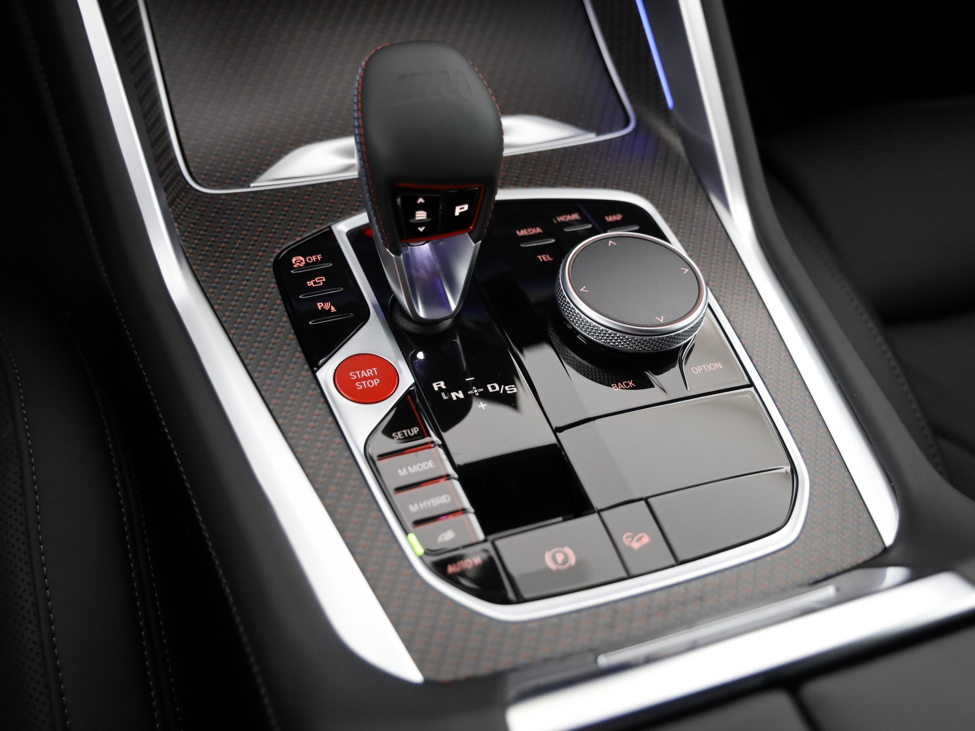 BMW XM Label Plug-in Hybrid-image-19