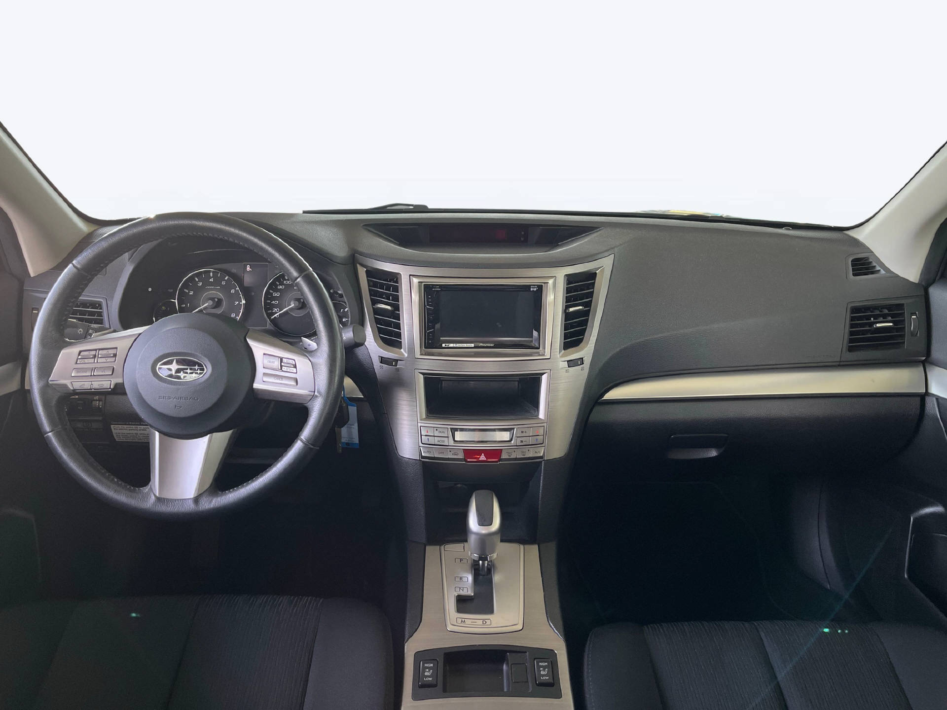 SUBARU Legacy Station 2.0i Swiss Special-image-12