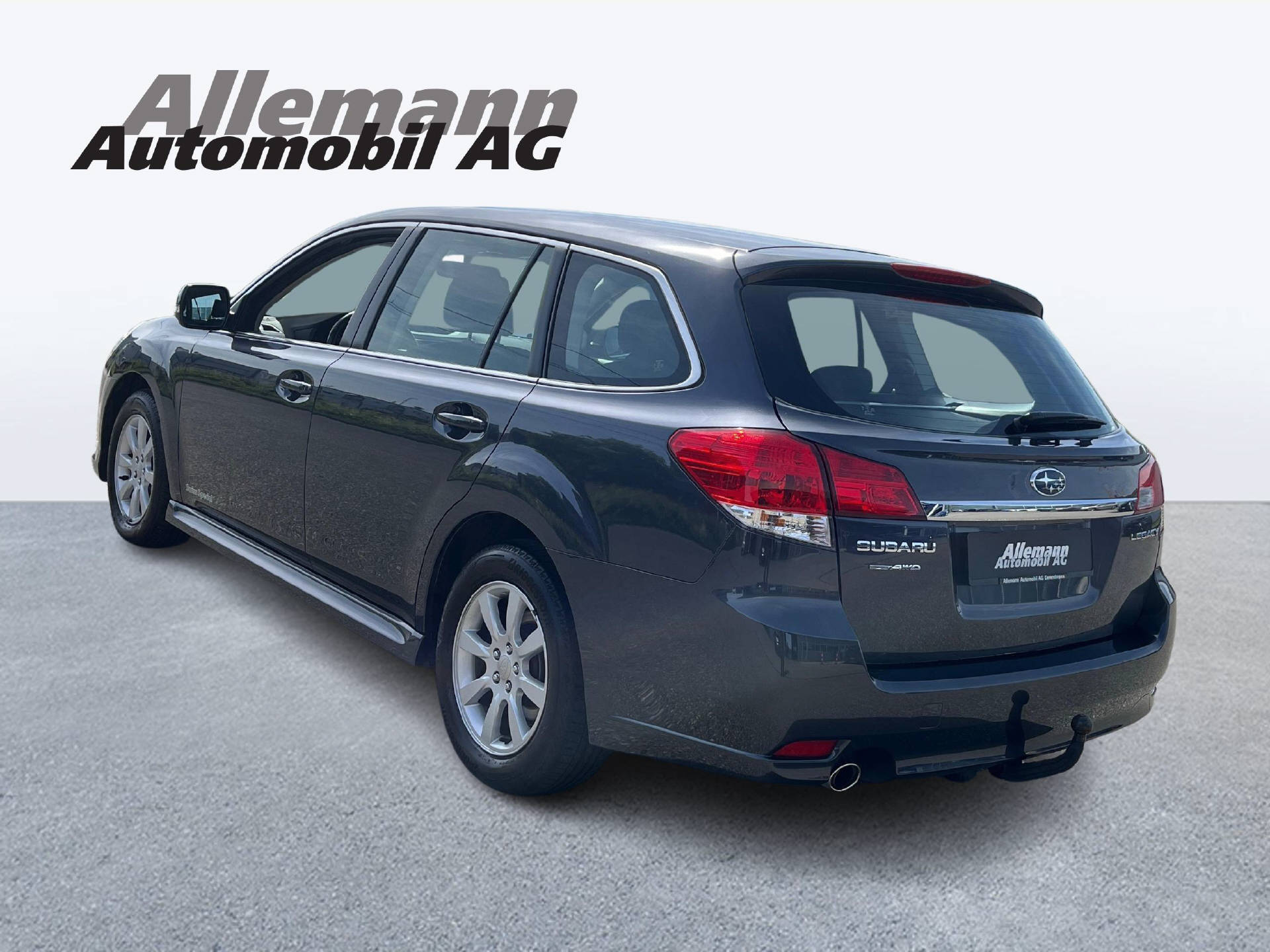 SUBARU Legacy Station 2.0i Swiss Special-image-3