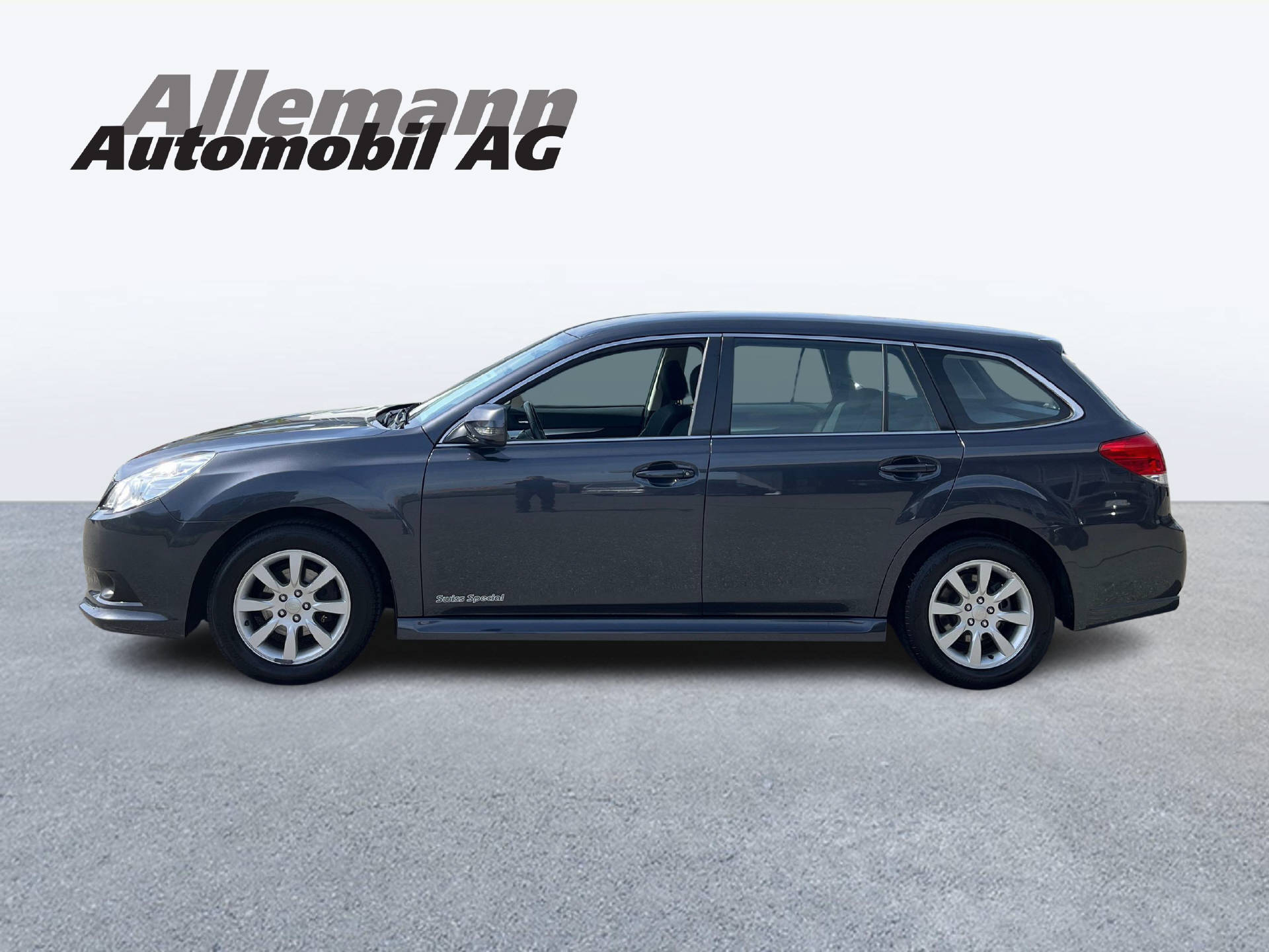 SUBARU Legacy Station 2.0i Swiss Special-image-7