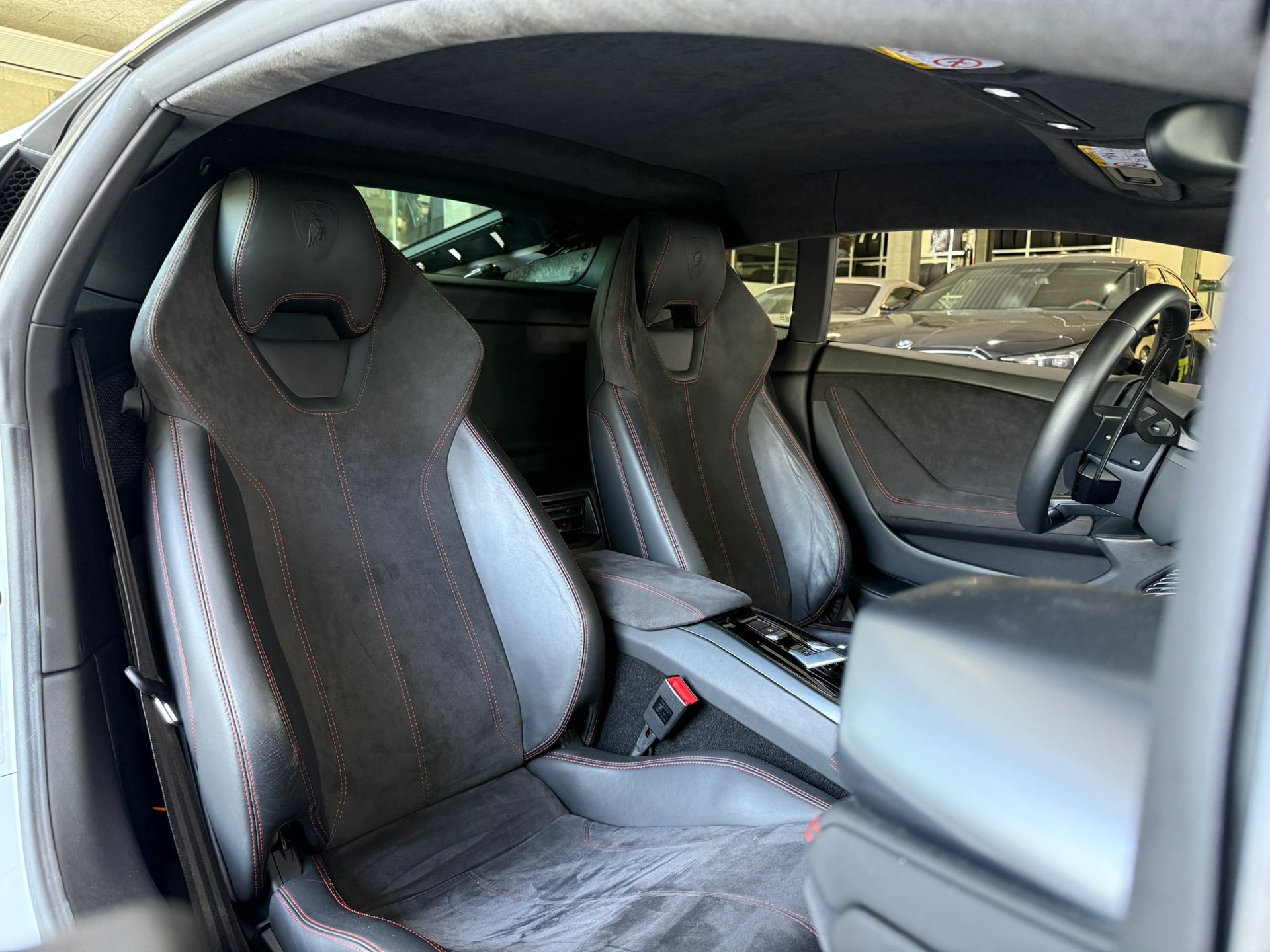 LAMBORGHINI Huracan LP610-4 Coupé DCT CH-Fahrzeug-image-11
