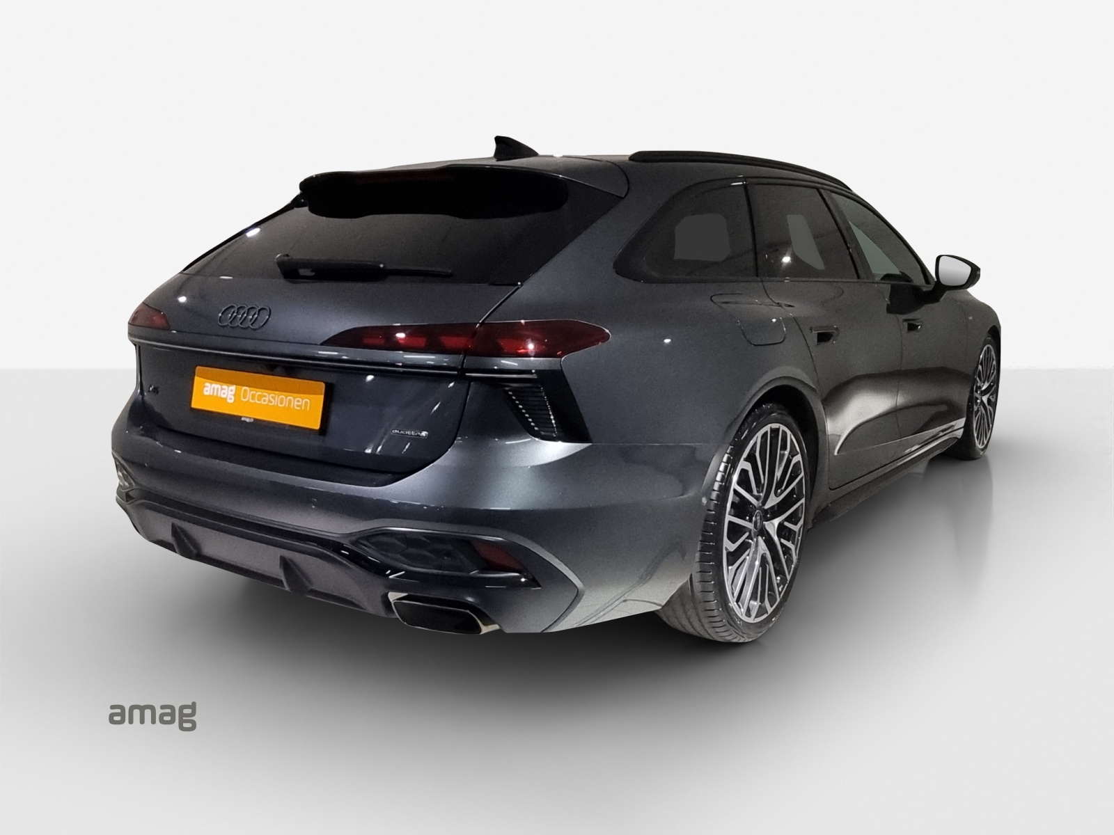 AUDI A6 Avant TFSI quattro 270 kW S tronic 367 PS exclusive-image-4