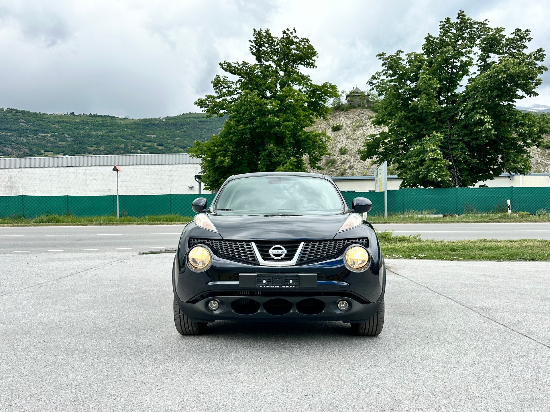 NISSAN Juke 1.6 DIG-T tekna 4x4 Xtronic M-CVT-image-2