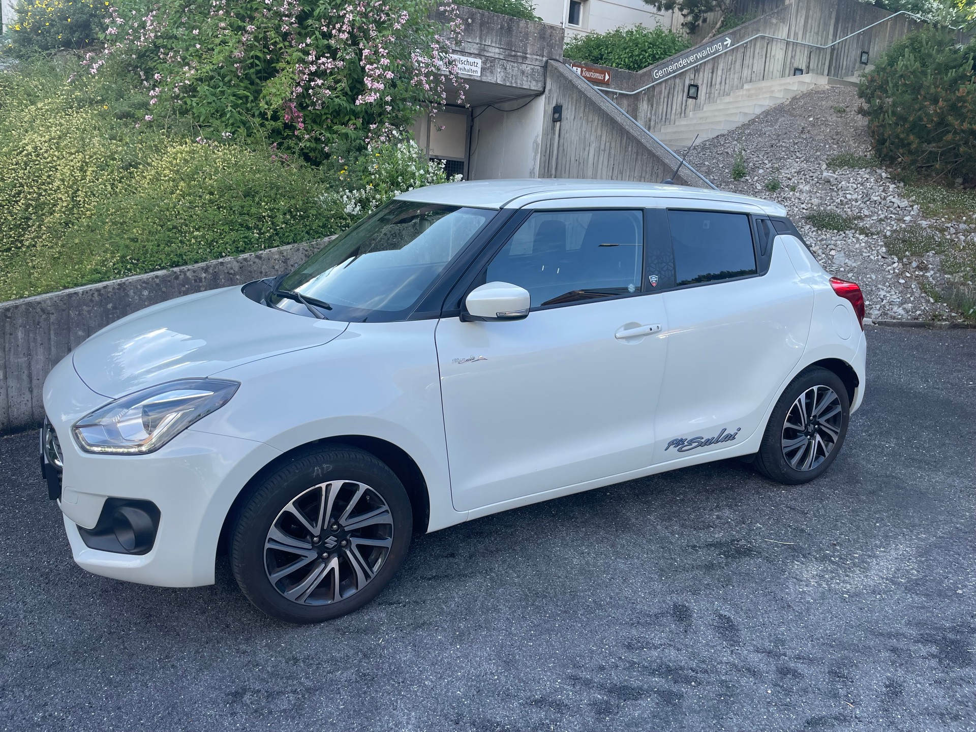 SUZUKI Swift 1.2i Piz Sulai Top Hybrid Allgrip 4x4