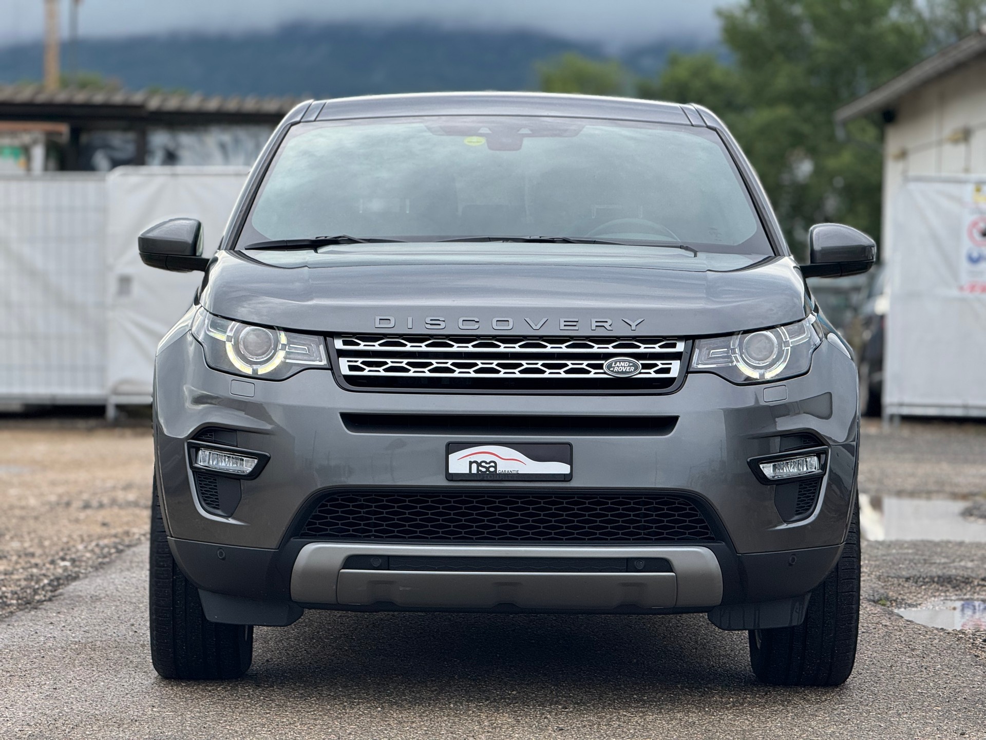 LAND ROVER Discovery Sport 2.0 TD4 HSE AT9-image-1