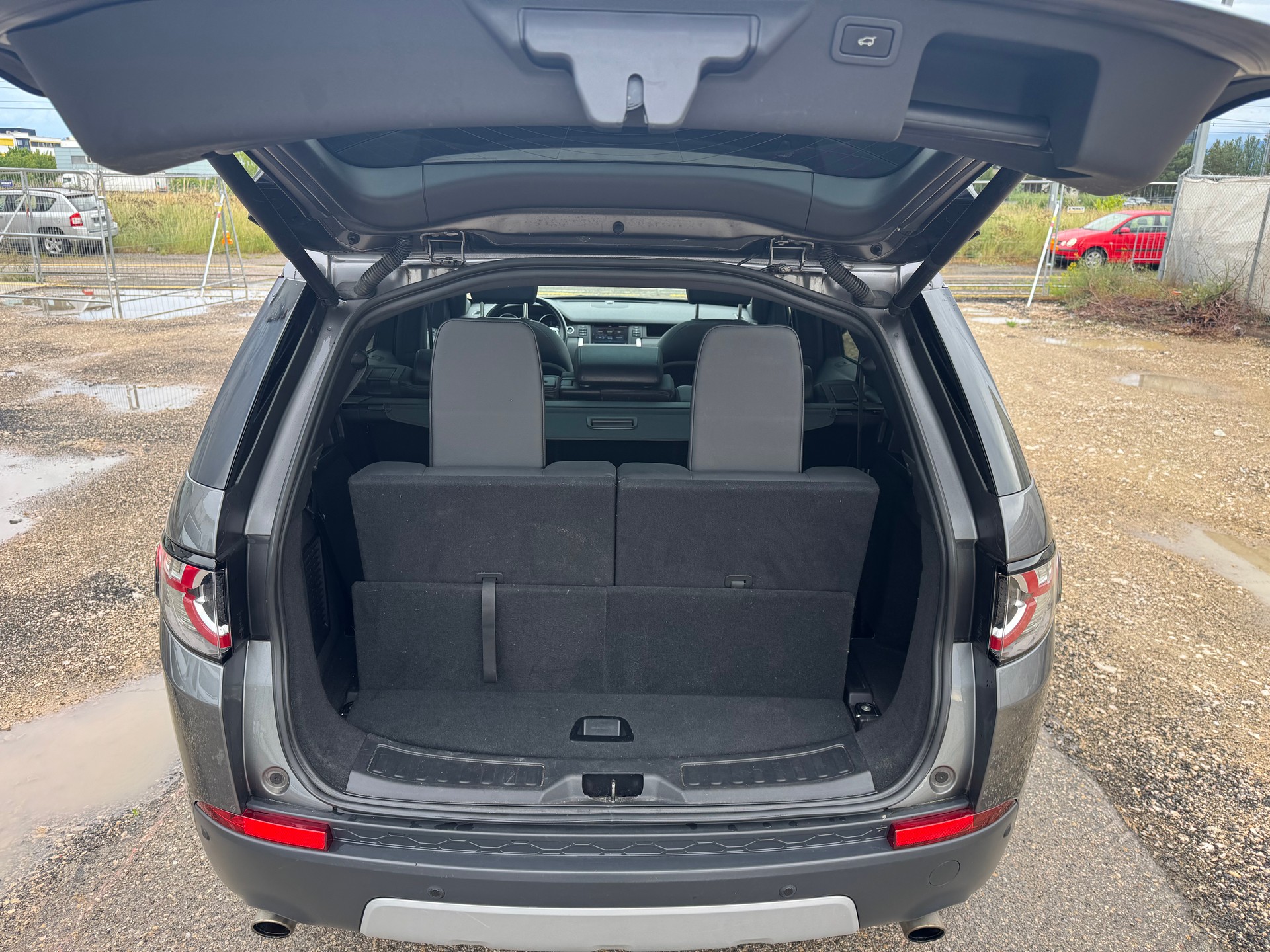 LAND ROVER Discovery Sport 2.0 TD4 HSE AT9-image-6