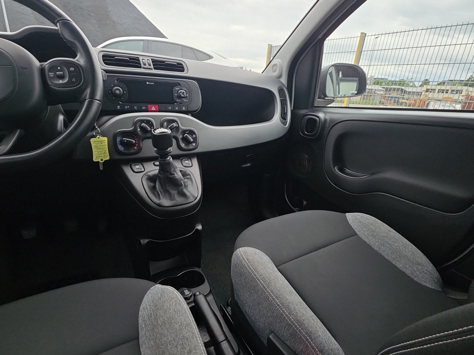 FIAT Panda 1.0 MHEV City Life-image-12