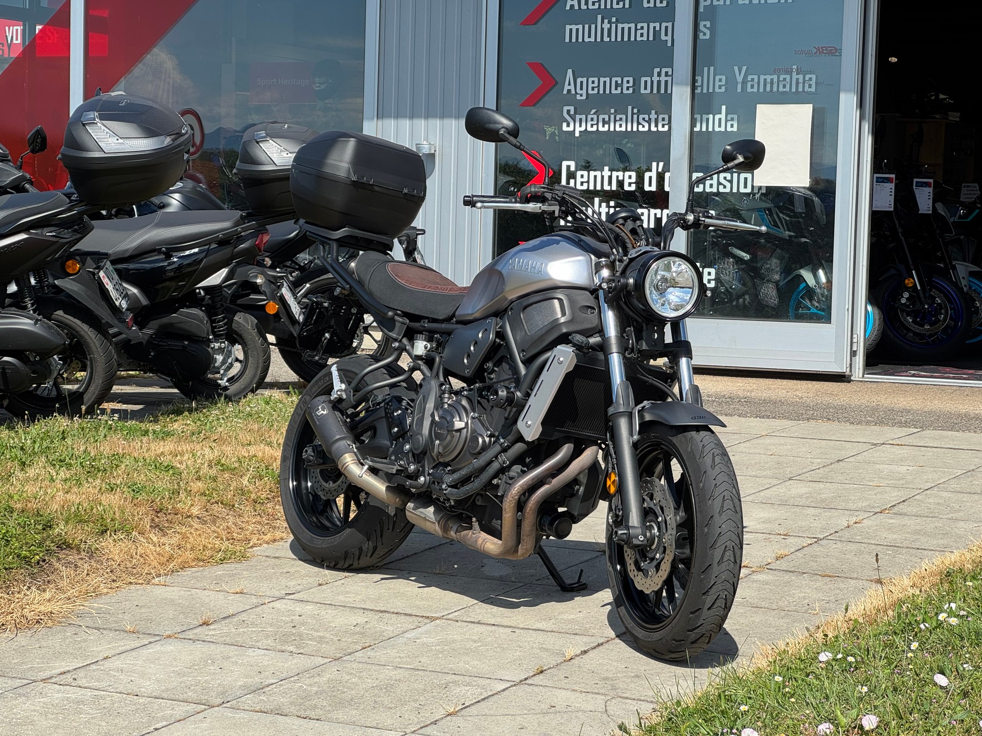 YAMAHA XSR 700-image-5