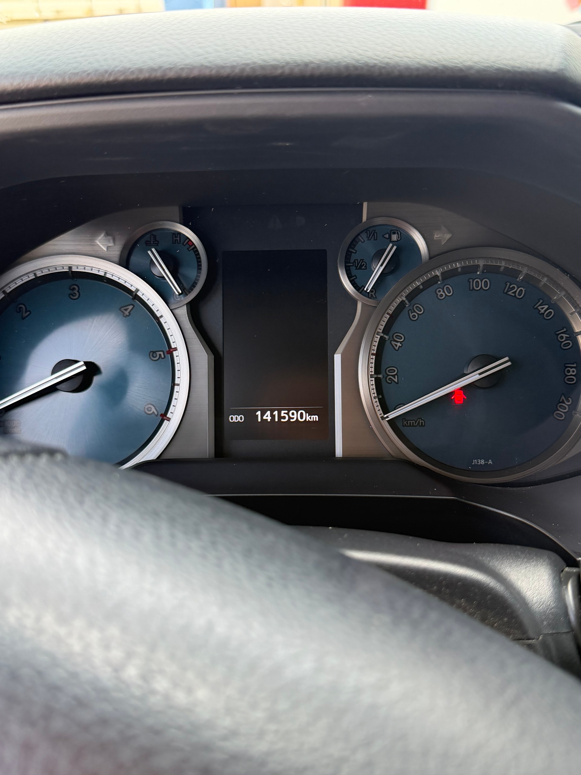 TOYOTA 2.8 D 177 Premium-image-5