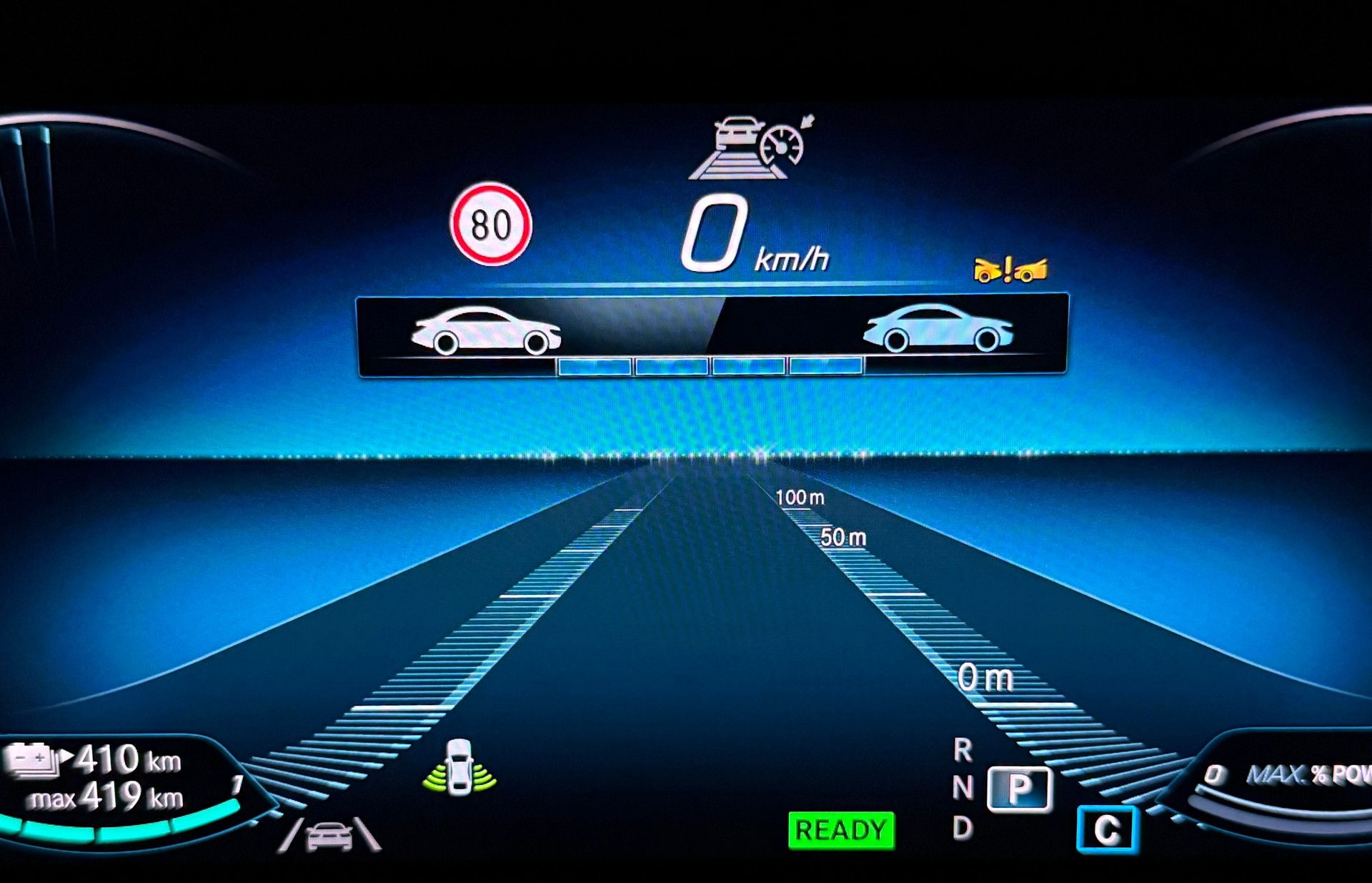 MERCEDES-BENZ EQA 300 AMG Line 4Matic-image-10