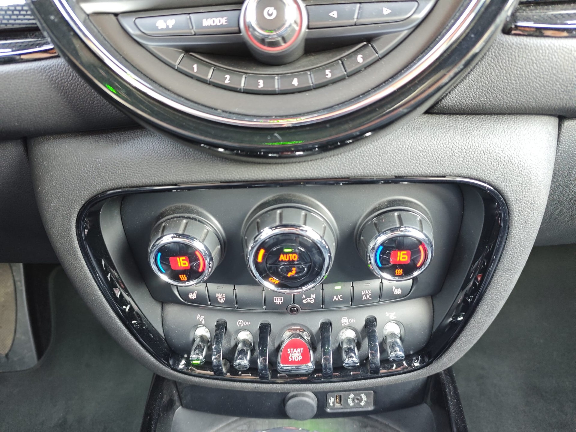 MINI Clubman Cooper S ALL4 Steptronic-image-26