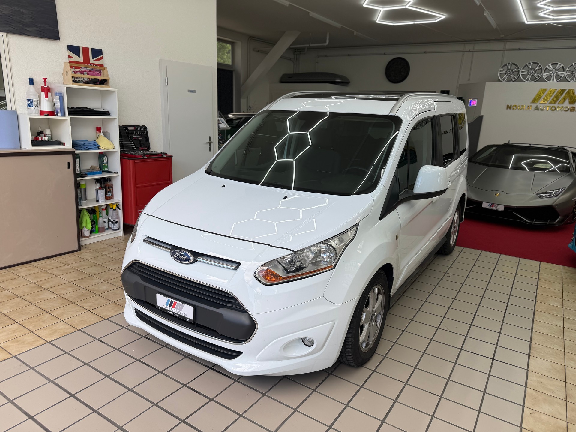 FORD Tourneo Connect 1.6 SCTi Titanium Automatic-showroom-element-2