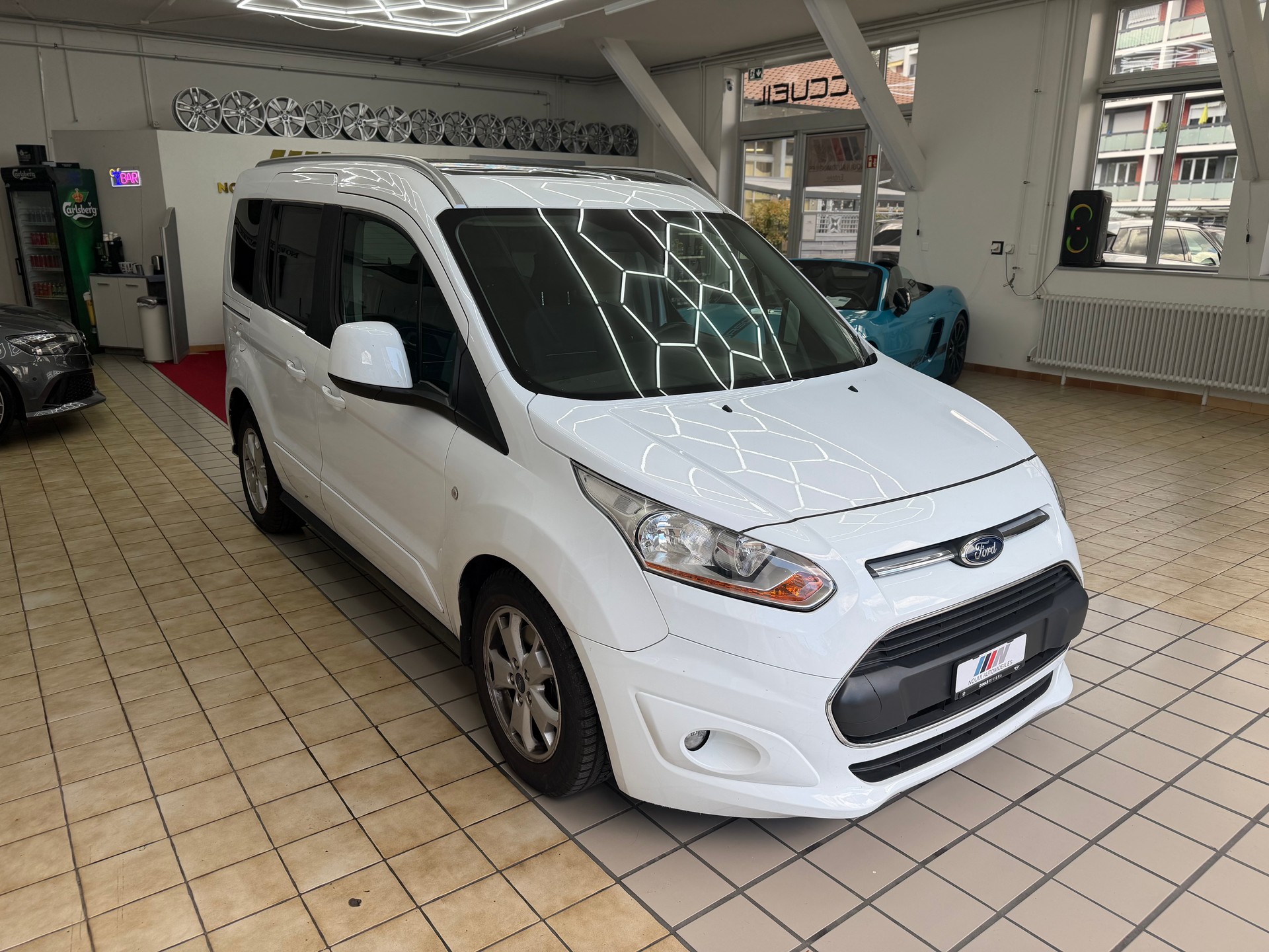 FORD Tourneo Connect 1.6 SCTi Titanium Automatic-showroom-element-3