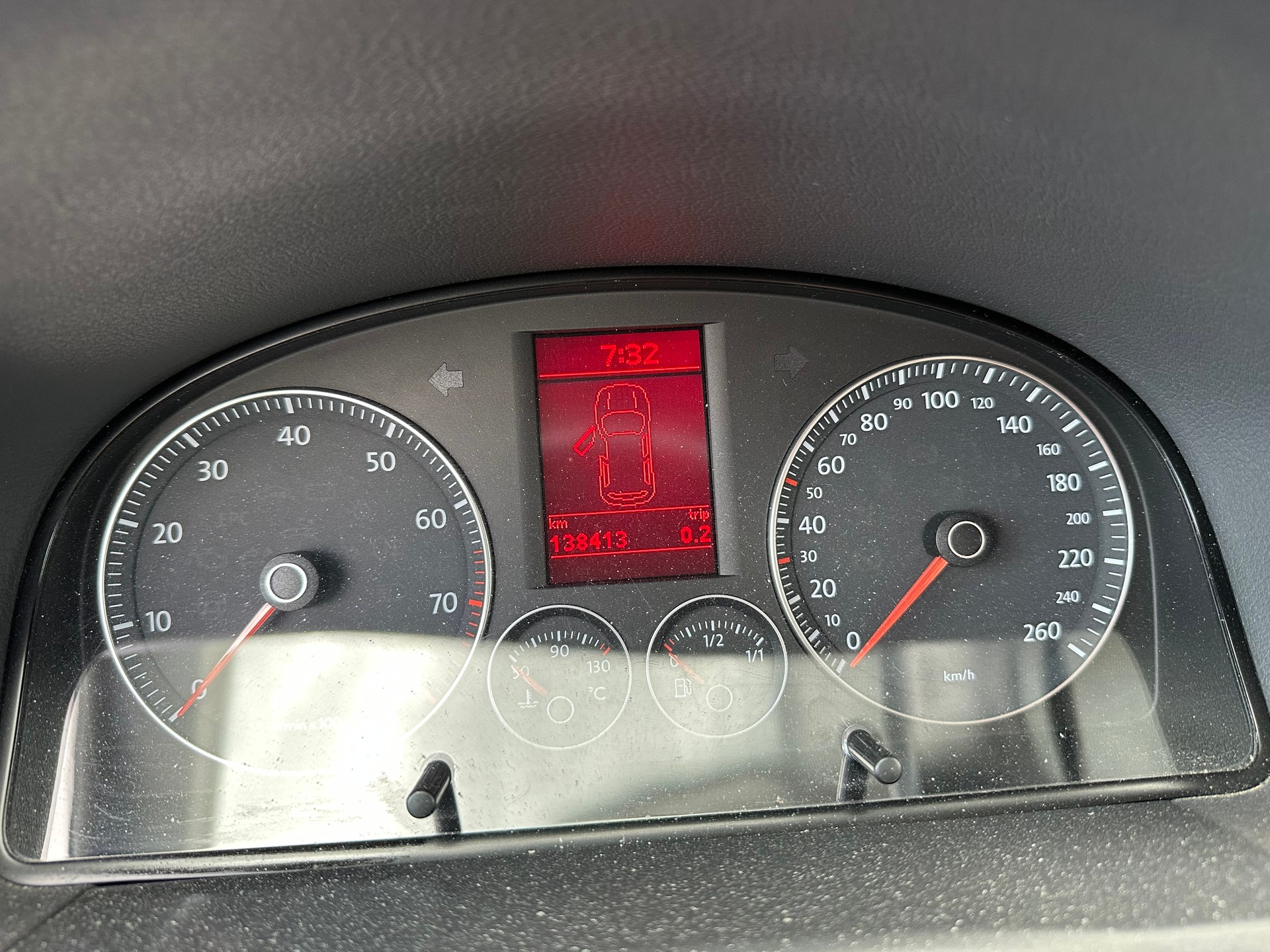 VW Touran 1.4 TSI Highline DSG-image-3