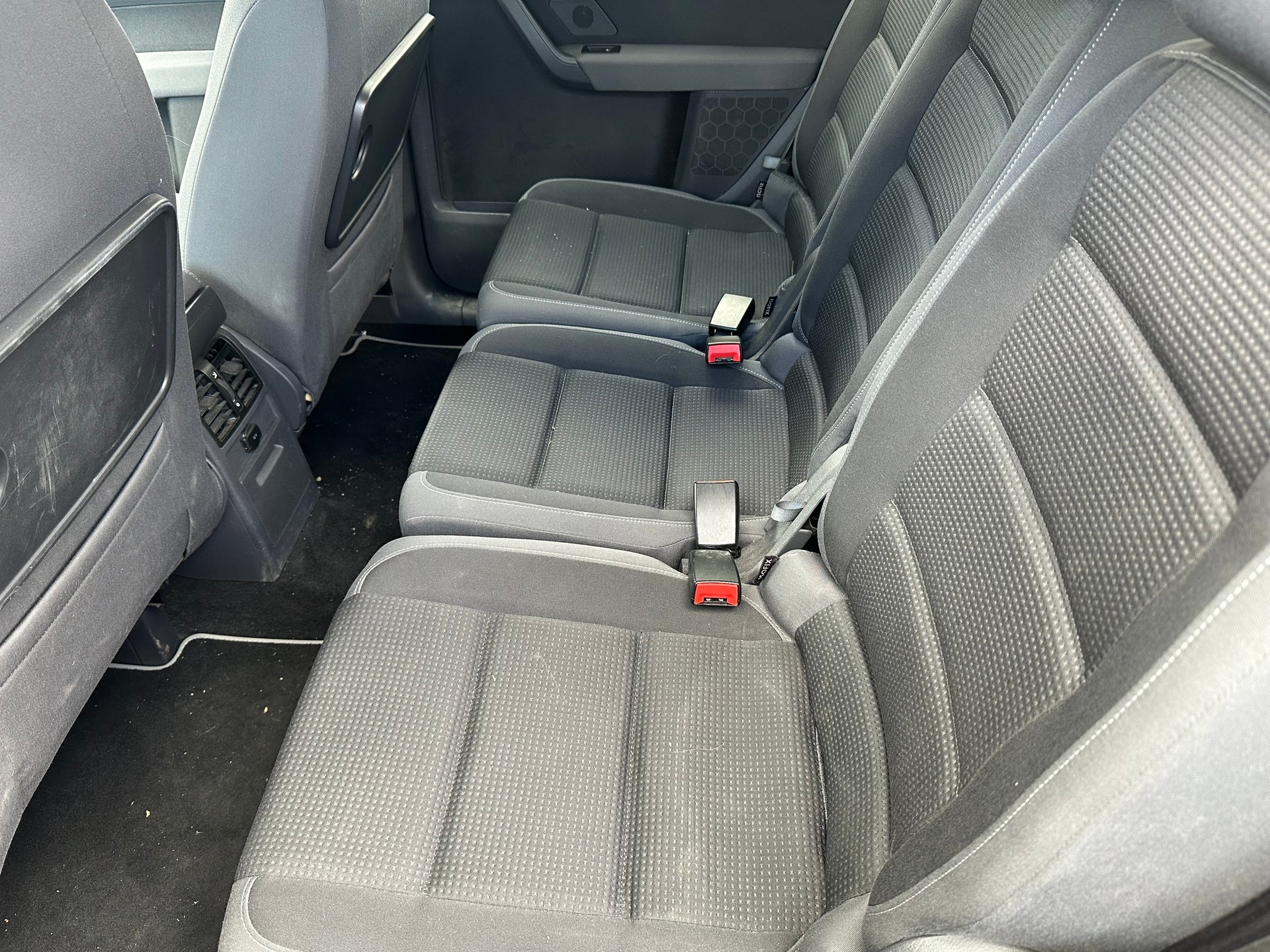 VW Touran 1.4 TSI Highline DSG-image-6