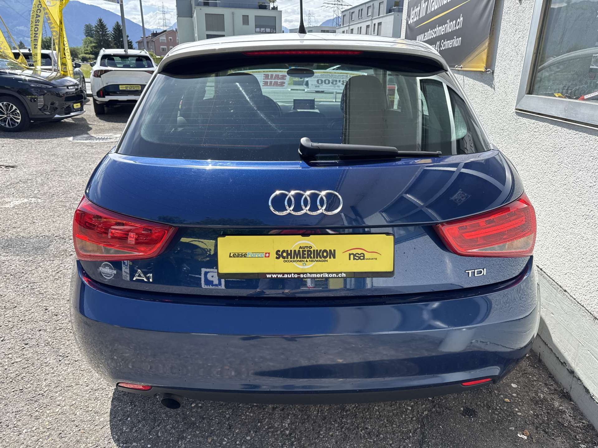 AUDI A1 Sportback 1.6 TDI Attraction-image-3