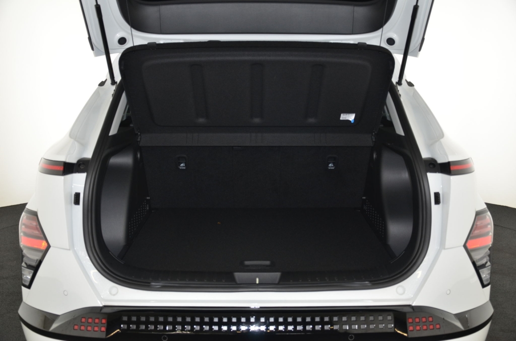 HYUNDAI Kona EV 65.4 kWh Premium *360°*-image-25
