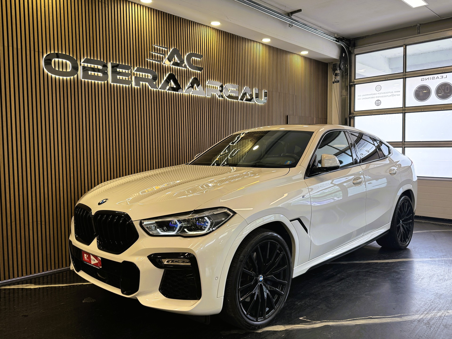 BMW X6 xDrive 48V 30d M Sport Steptronic-image-0
