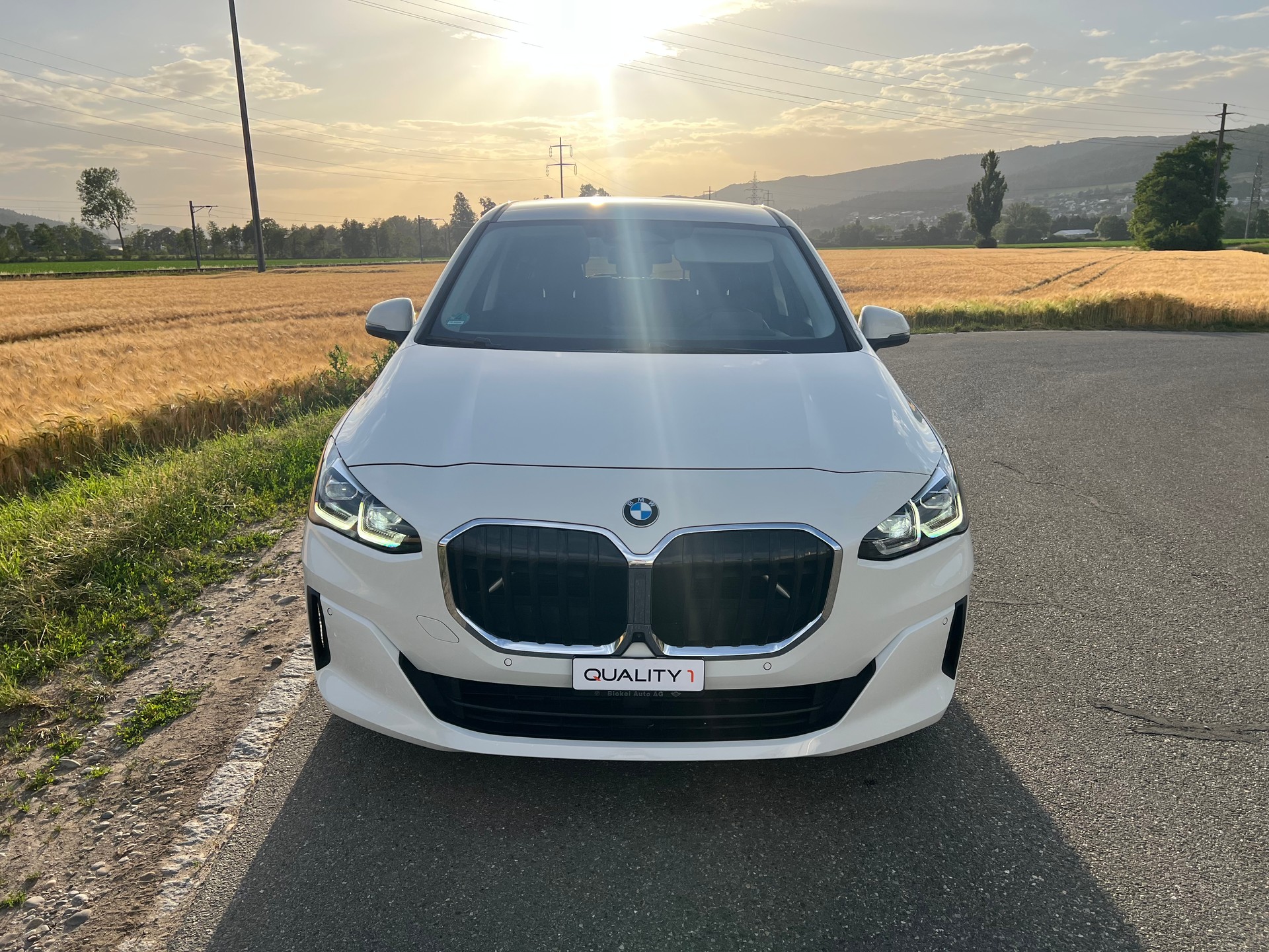 BMW 218d Active Tourer DKG- 360°-Kamera-image-8