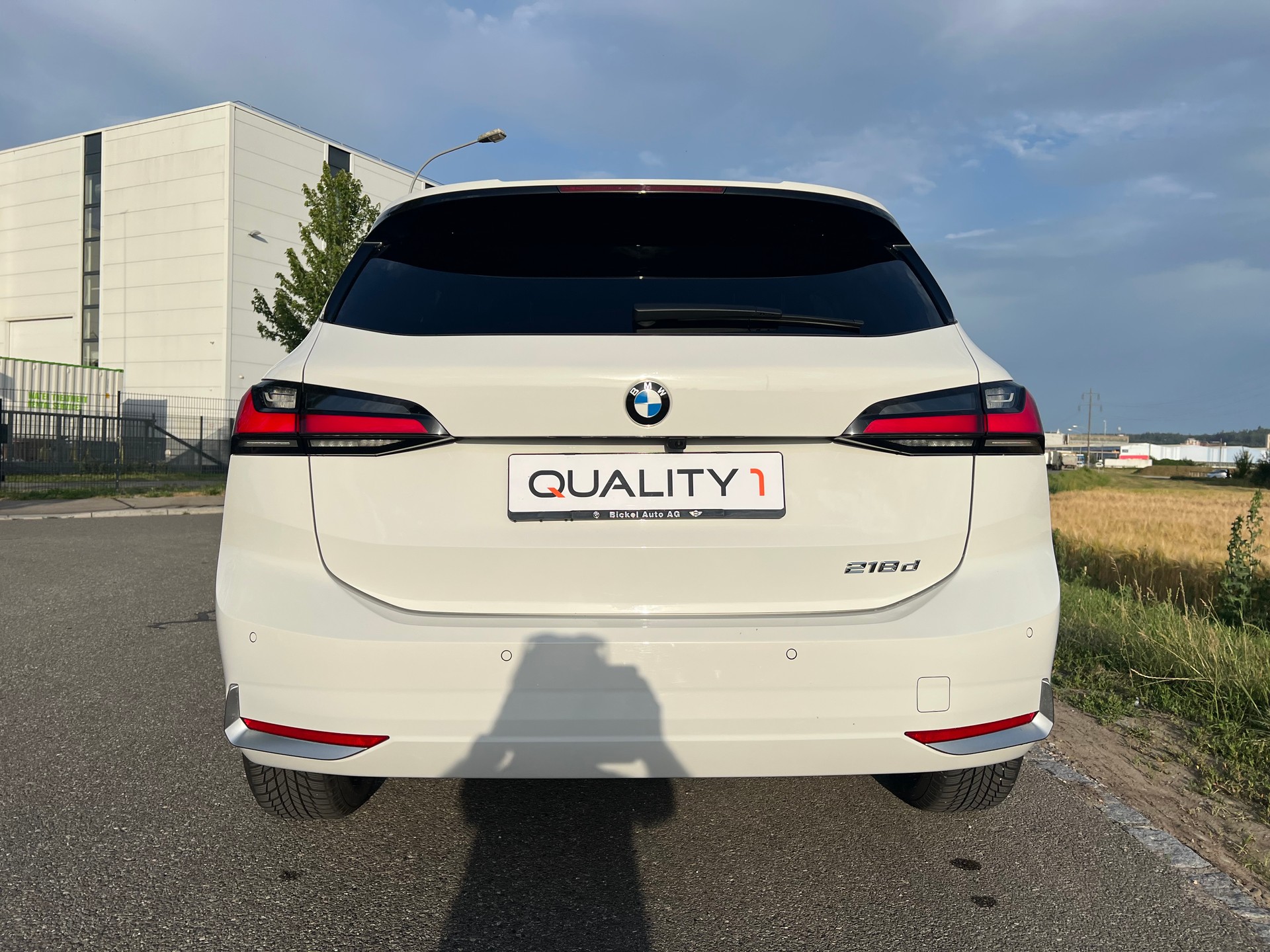 BMW 218d Active Tourer DKG- 360°-Kamera-image-16