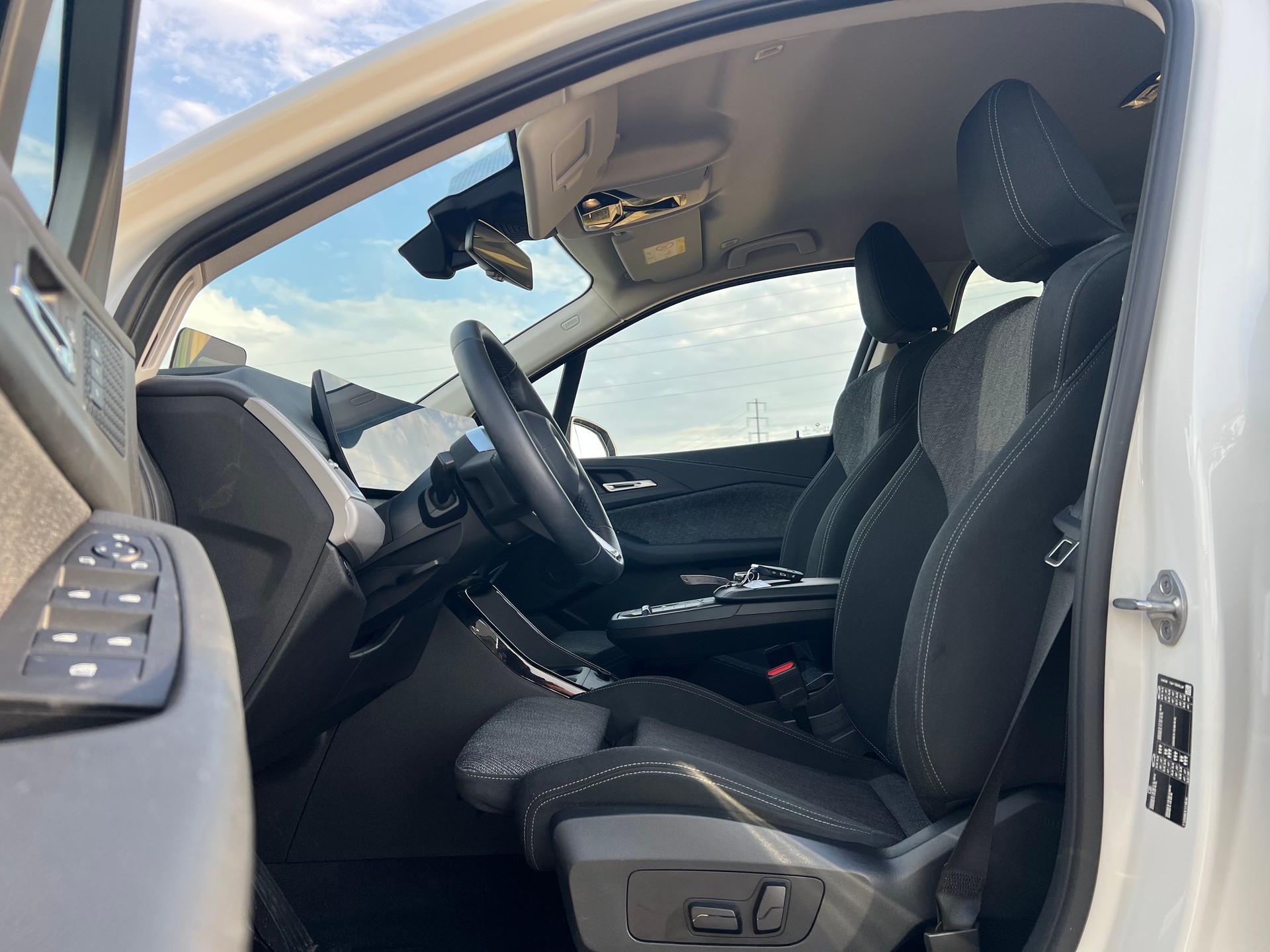 BMW 218d Active Tourer DKG- 360°-Kamera-image-26