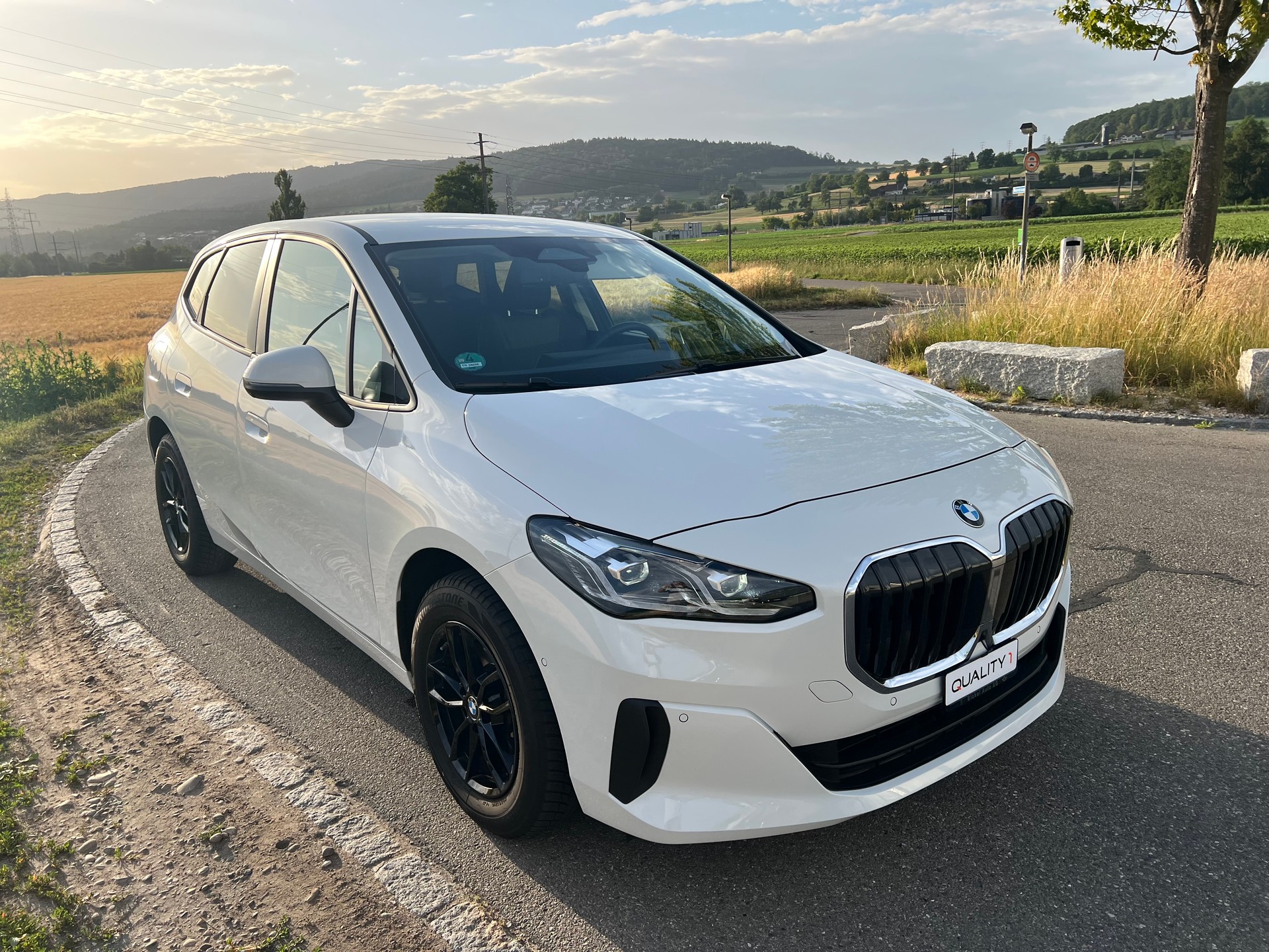 BMW 218d Active Tourer DKG- 360°-Kamera-image-4