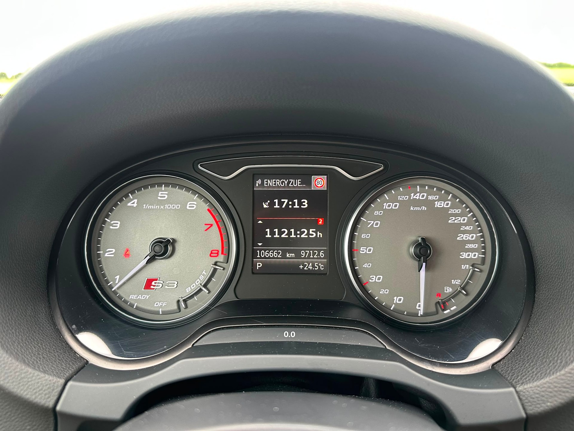 AUDI S3 Sportback 2.0 TFSI quattro S-tronic-image-14