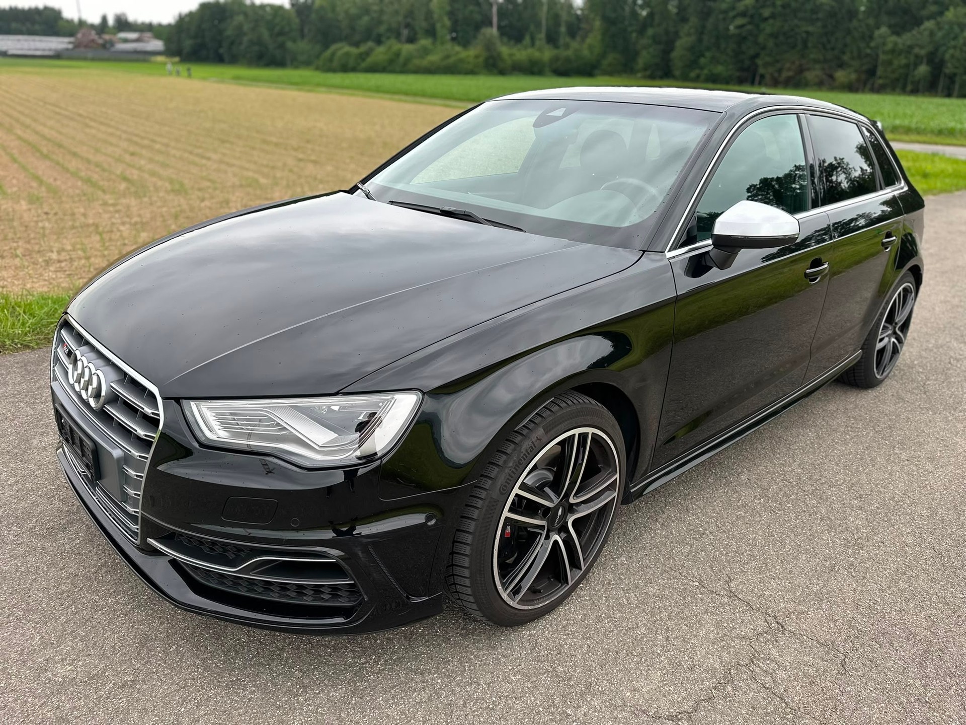 AUDI S3 Sportback 2.0 TFSI quattro S-tronic-image-1