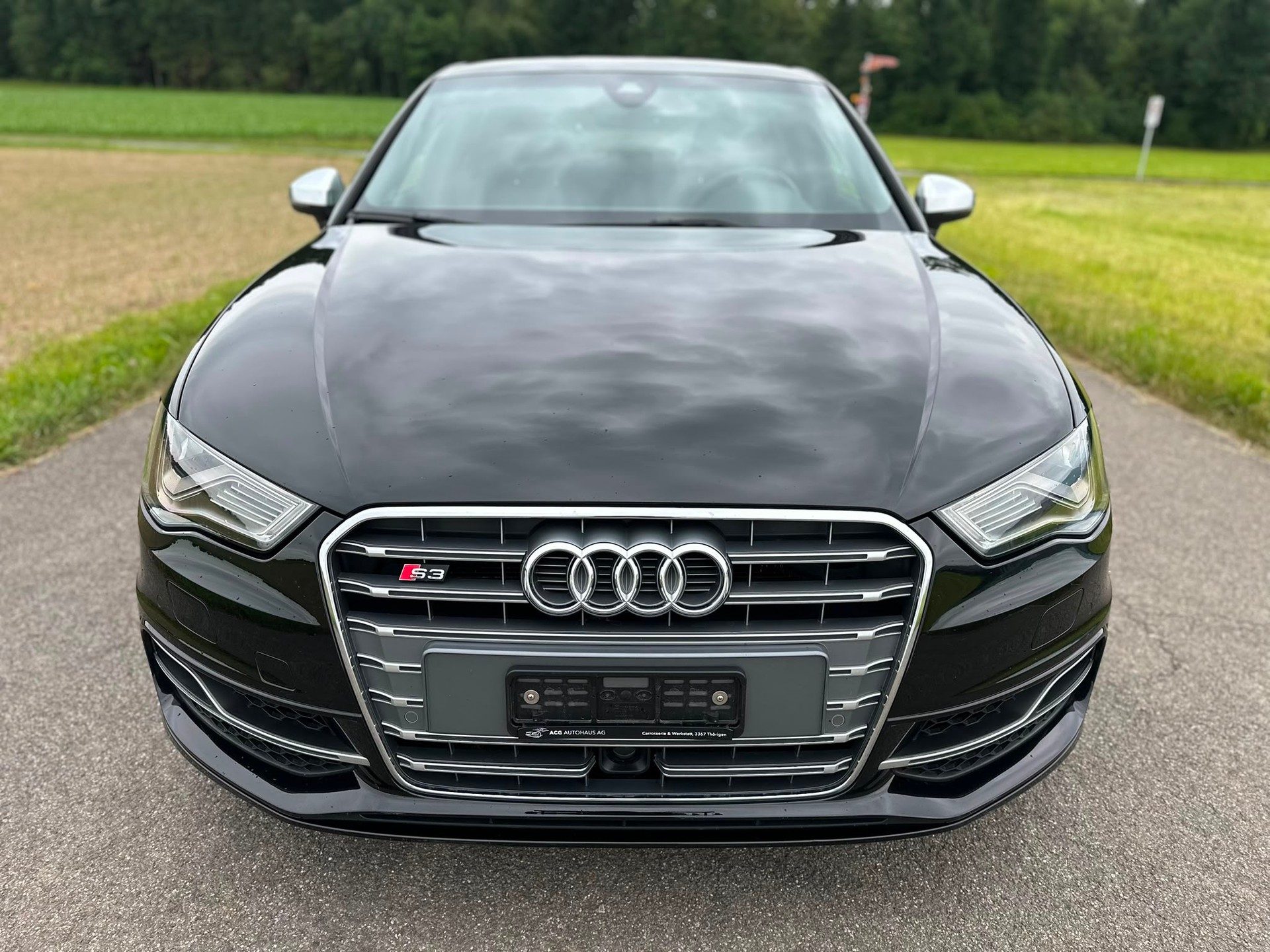 AUDI S3 Sportback 2.0 TFSI quattro S-tronic-image-2
