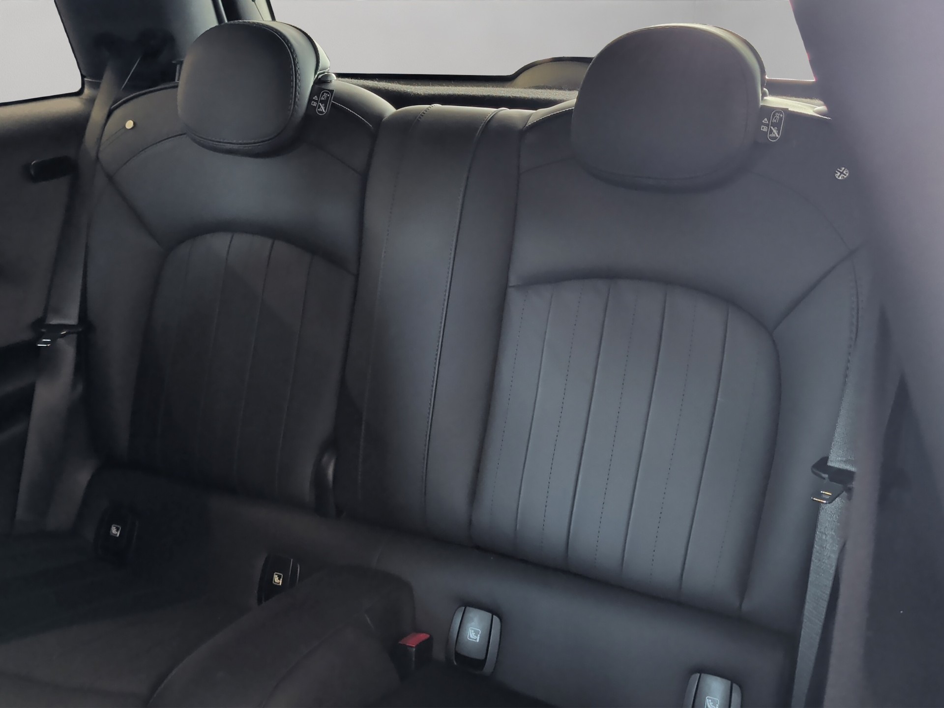 MINI Cooper Camden Edition Steptronic DKG-image-17