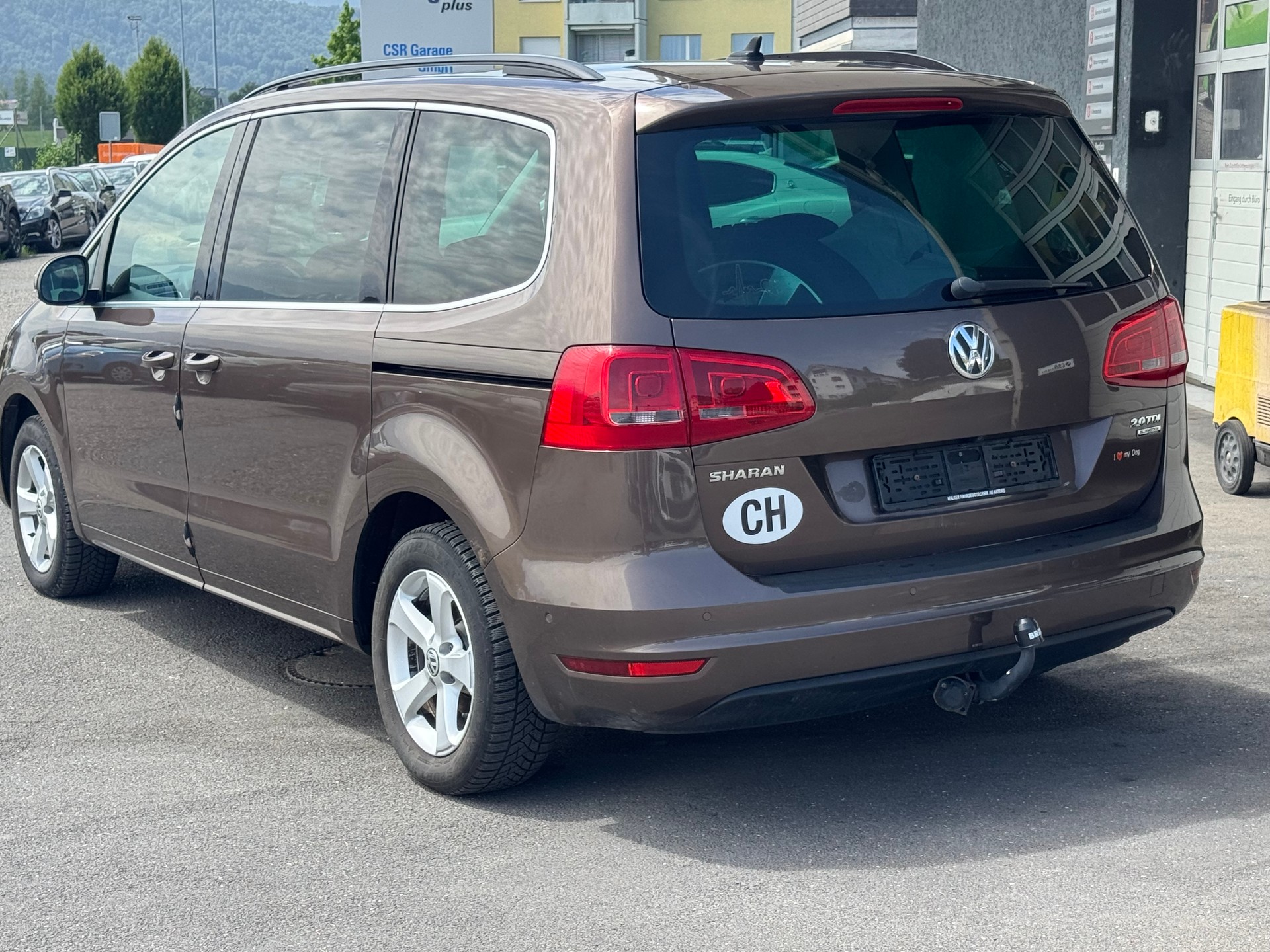 VW Sharan 2.0 TDI BlueMotion Technology Highline DSG-image-5