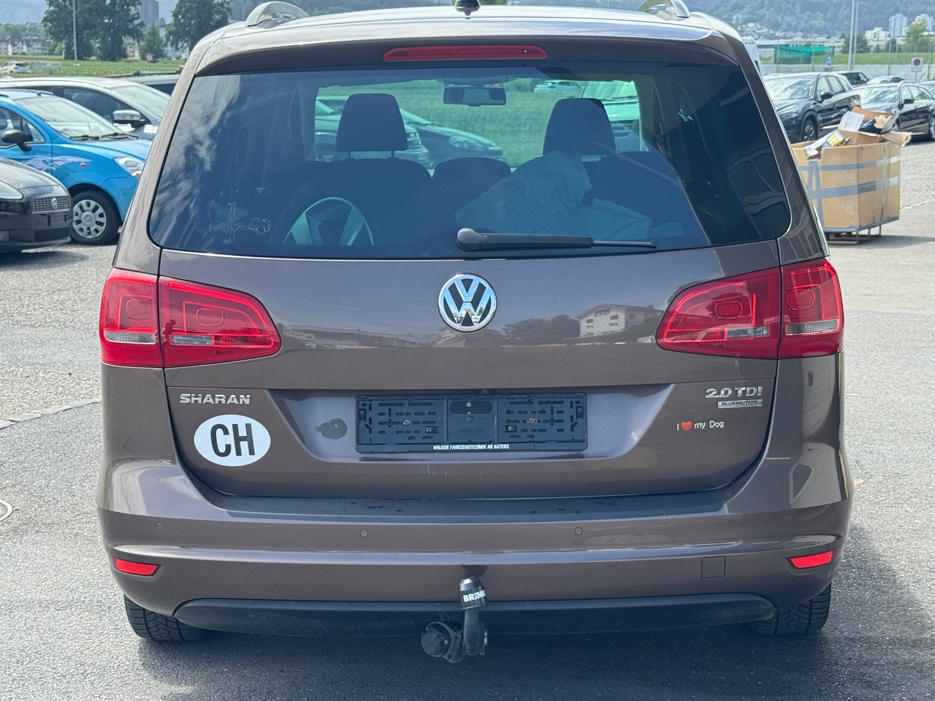 VW Sharan 2.0 TDI BlueMotion Technology Highline DSG-image-4