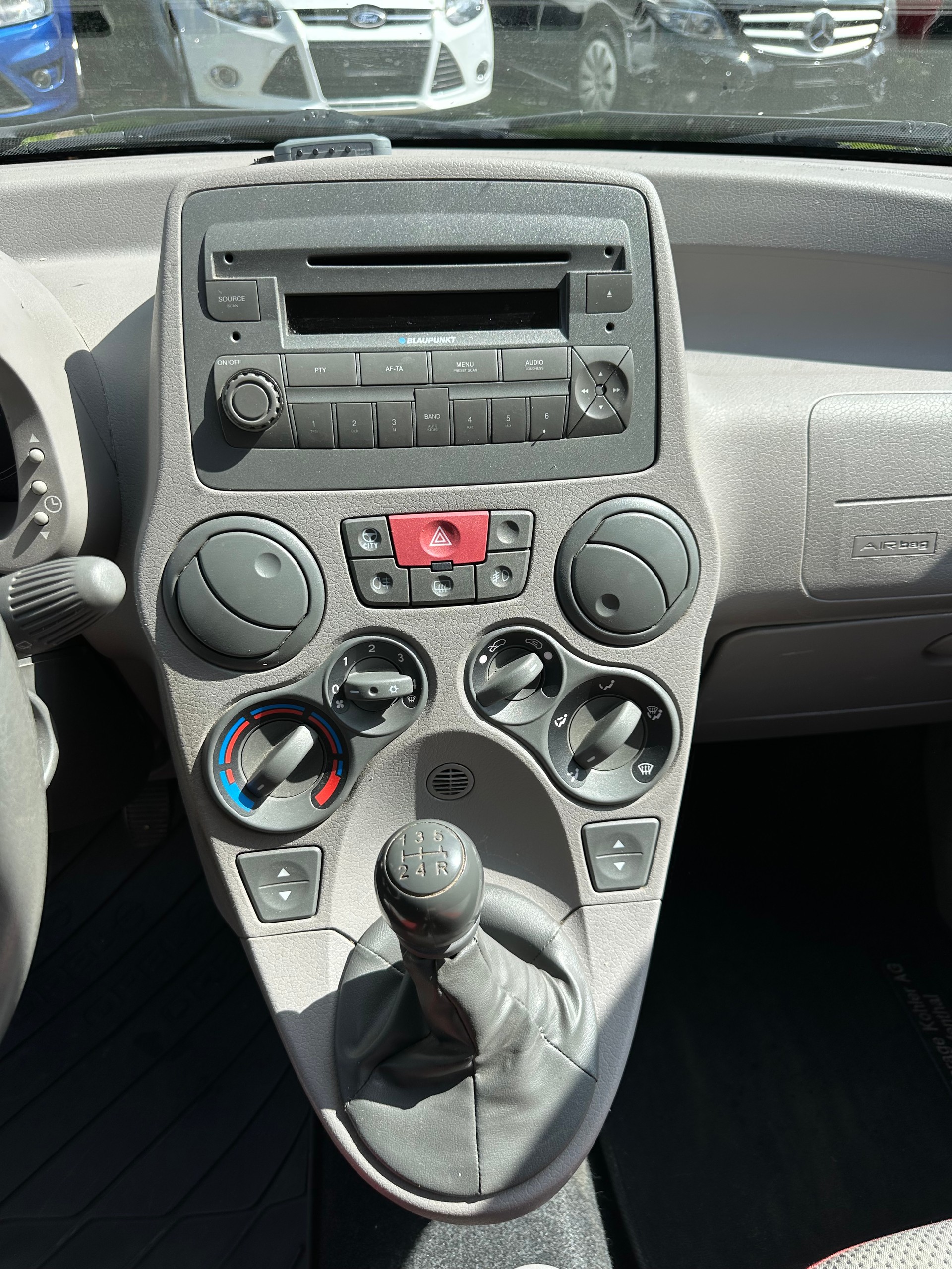 FIAT Panda 1.2 Climbing 4x4-image-11