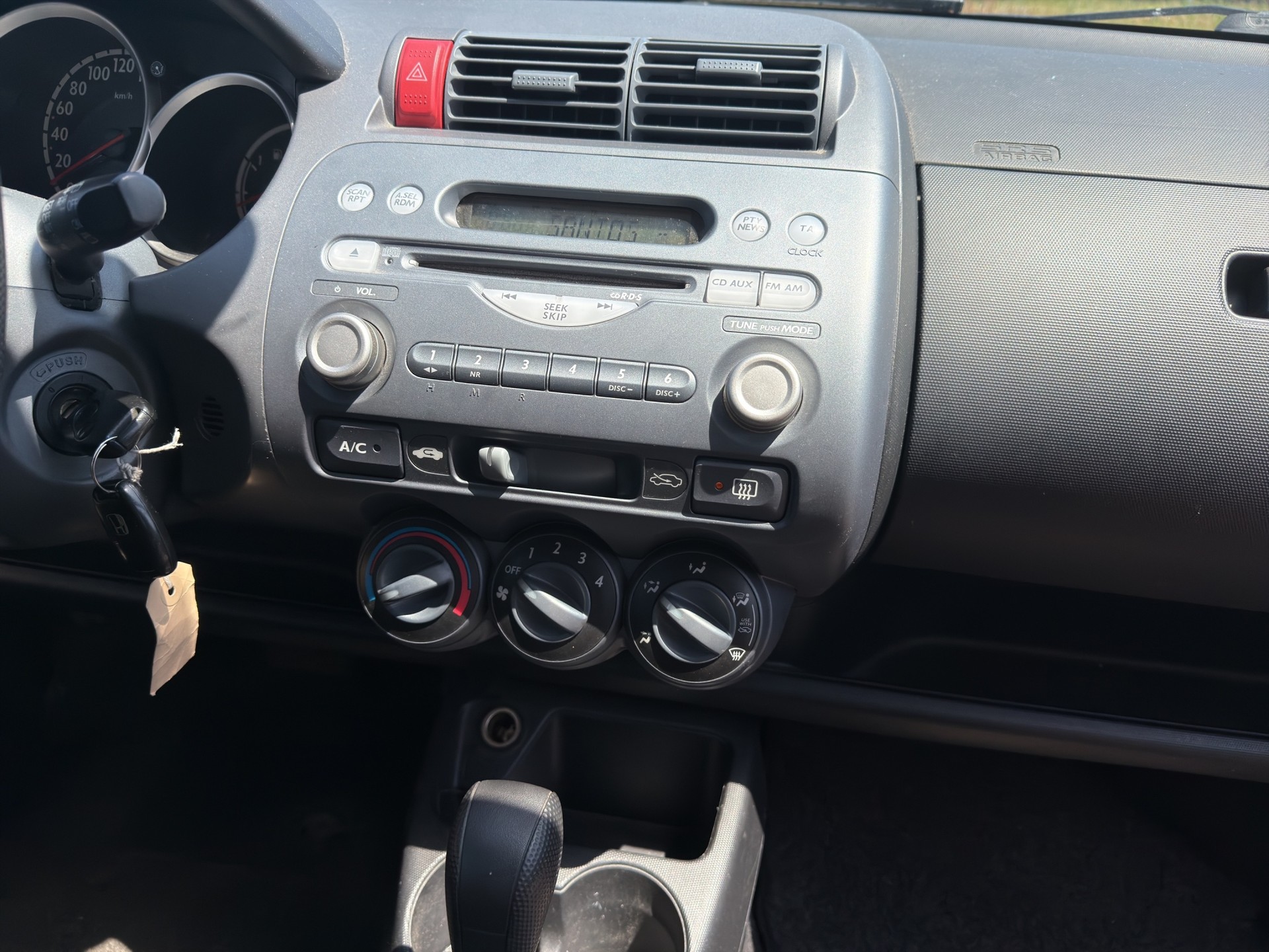 HONDA Jazz 1.4i Automatik-image-14