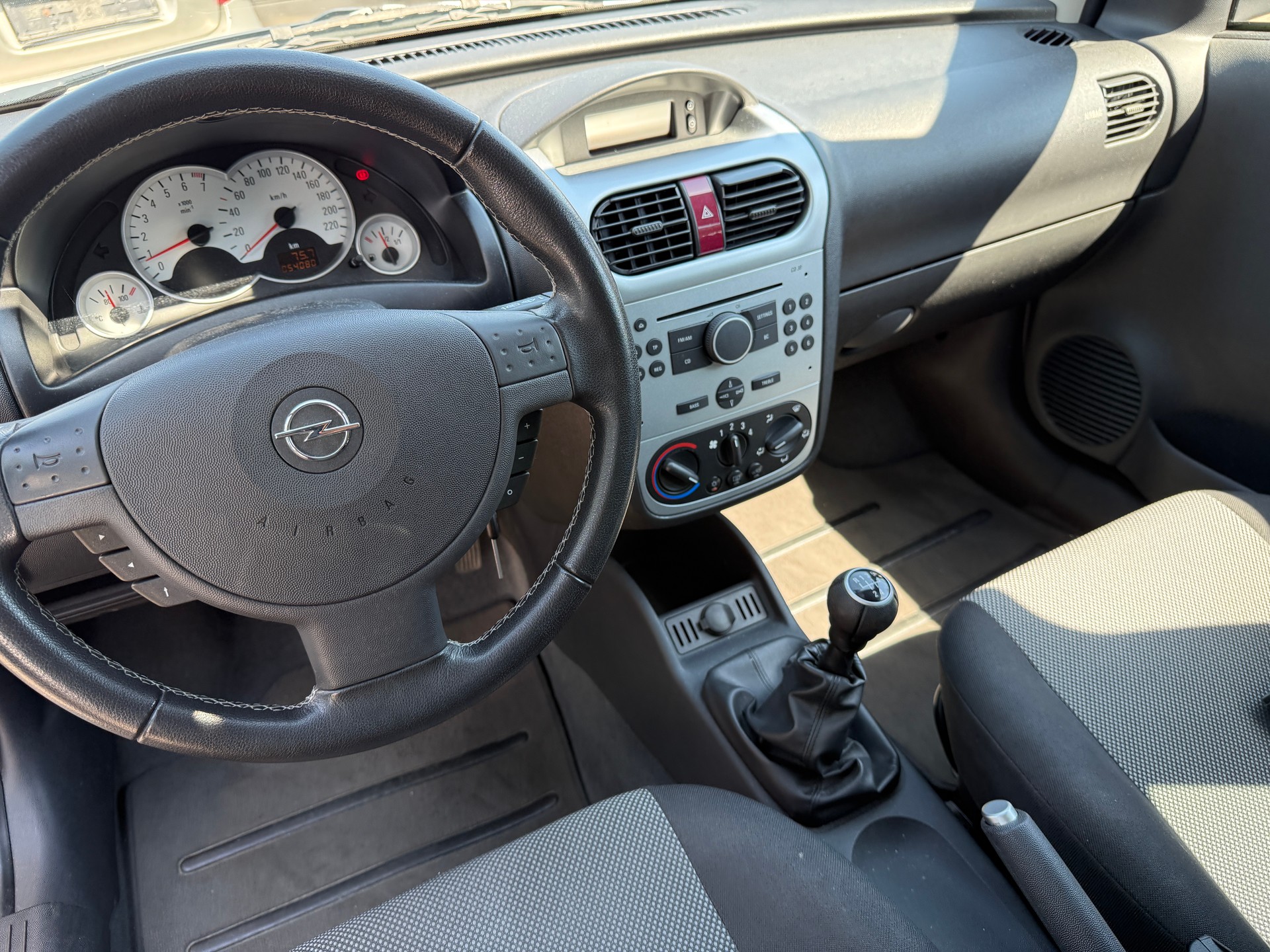 OPEL Corsa 1.2 TP Cosmo-image-6